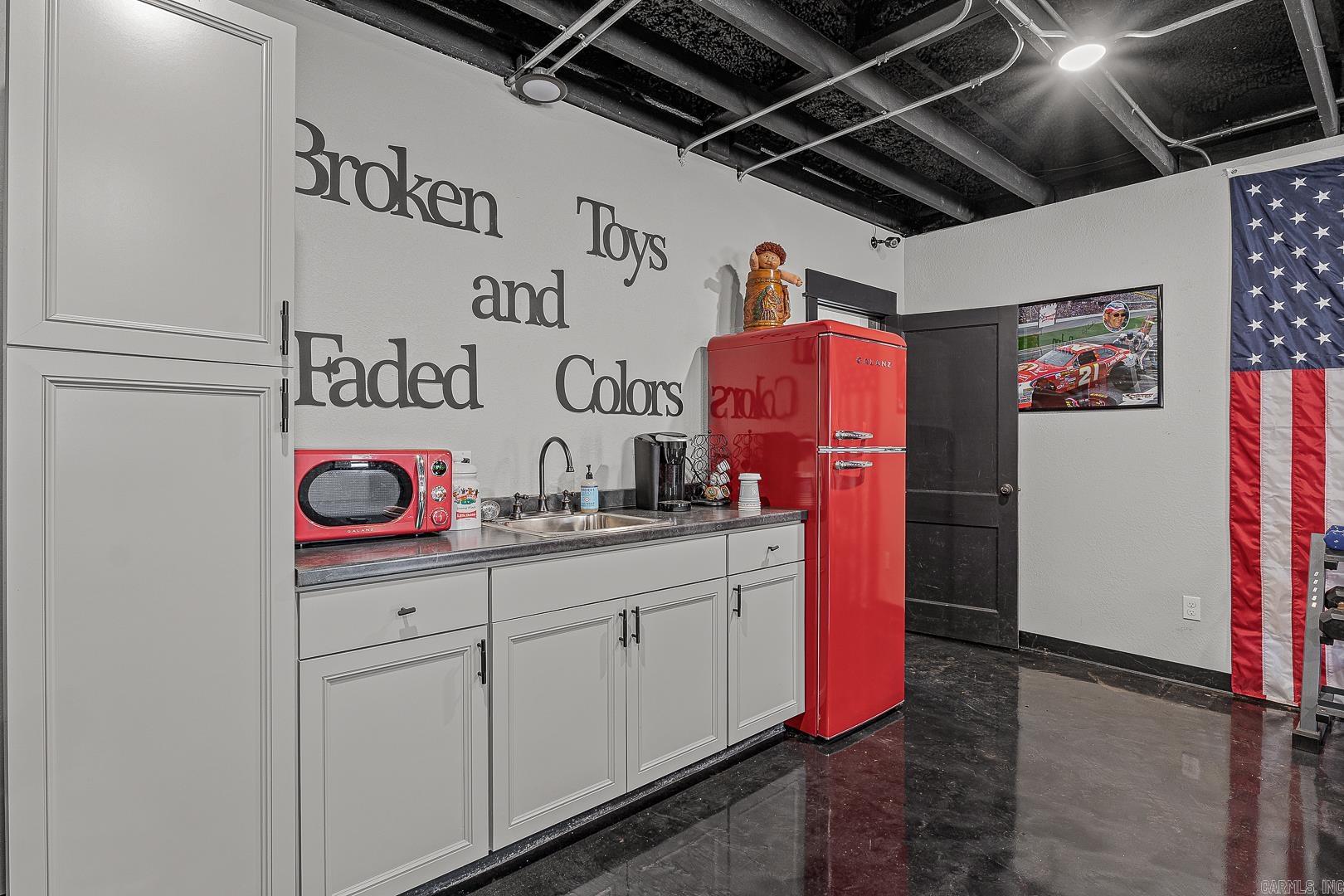 303 S 4th  Paragould, AR