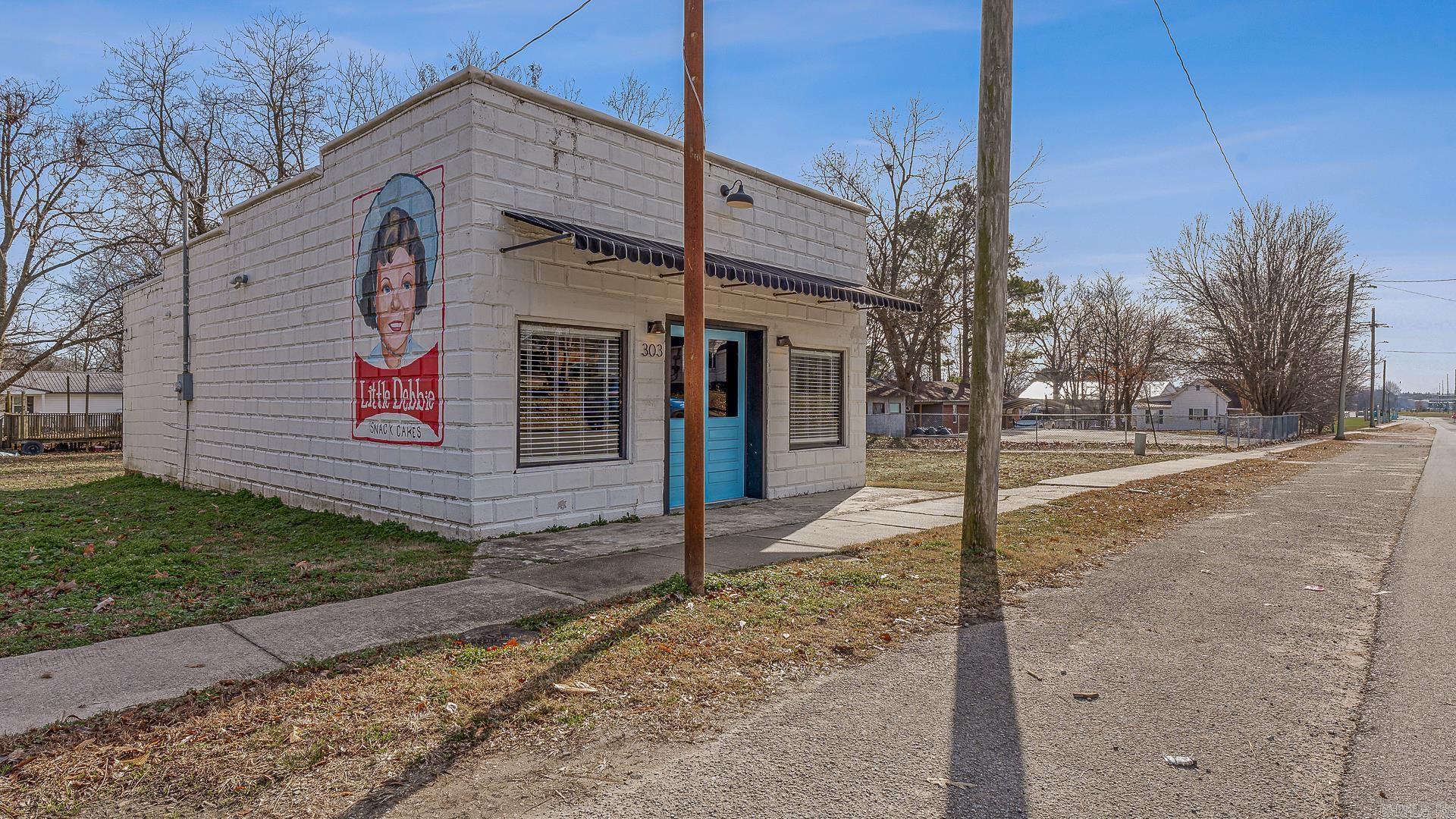 303 S 4th  Paragould, AR