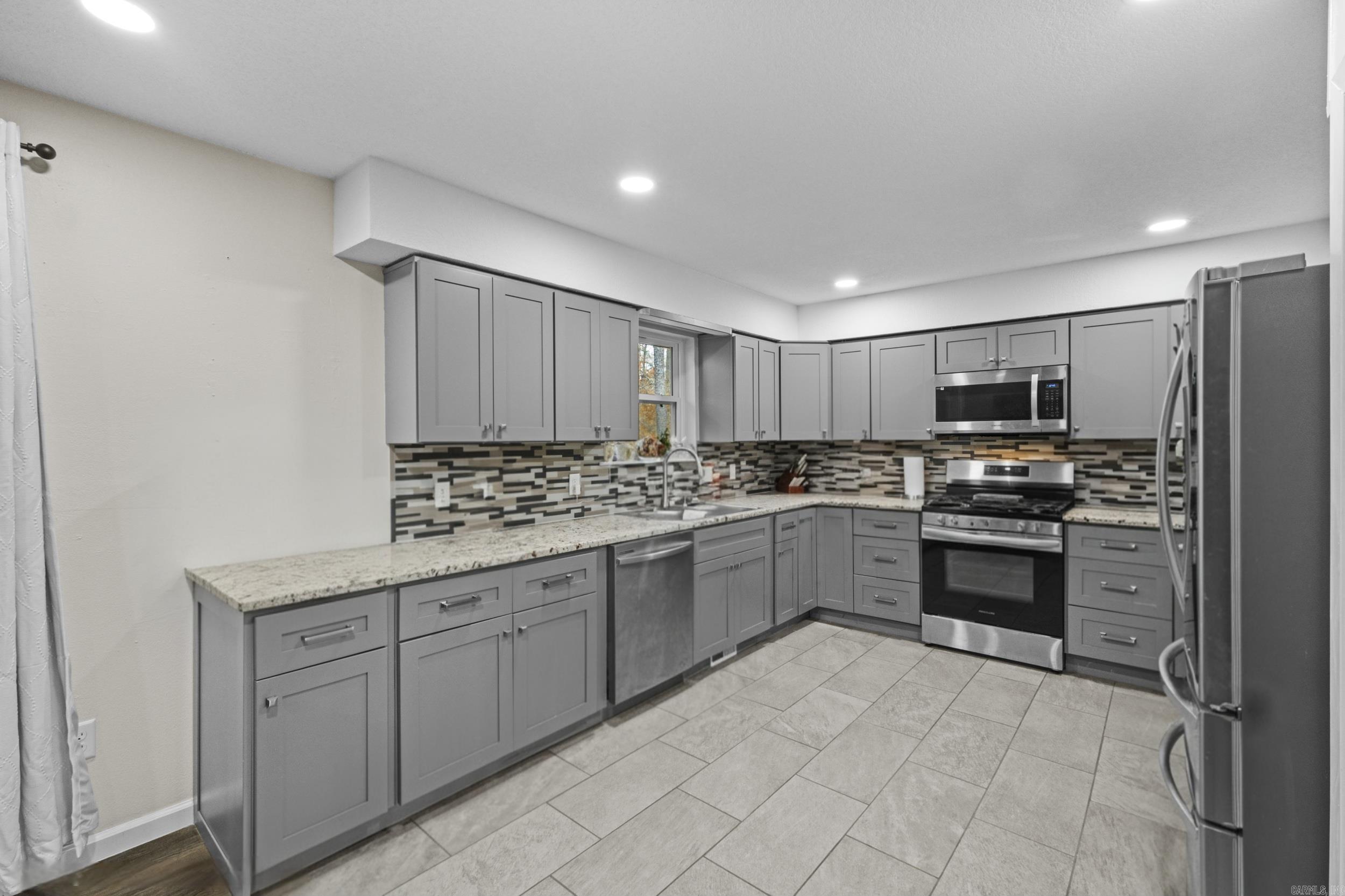 130 Church Camp Rd  Higden, AR