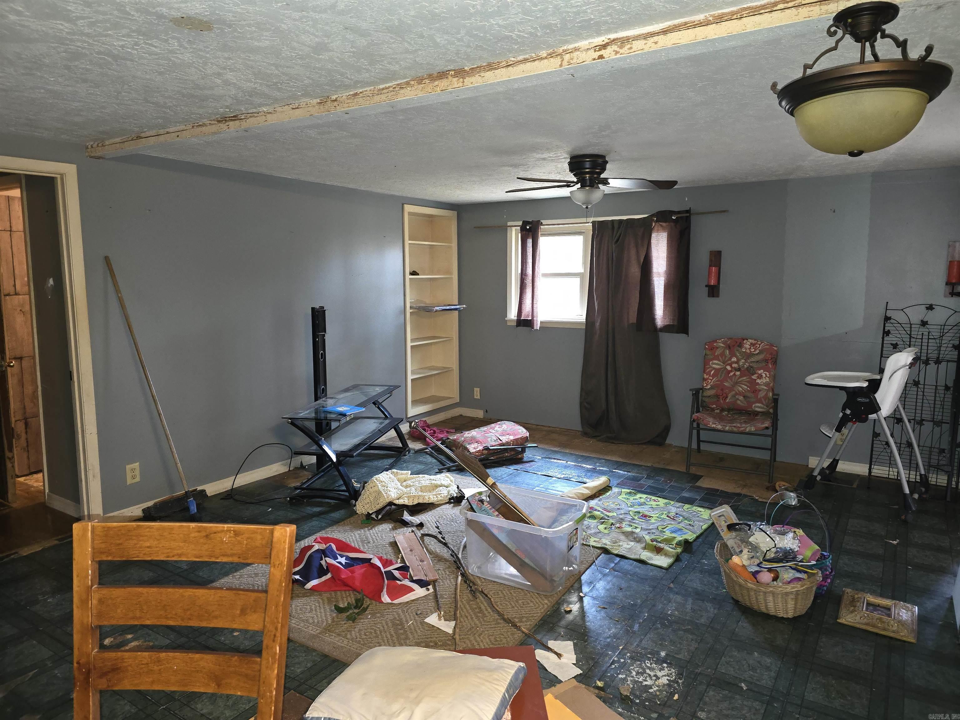 207 SFC 1003  Colt, AR