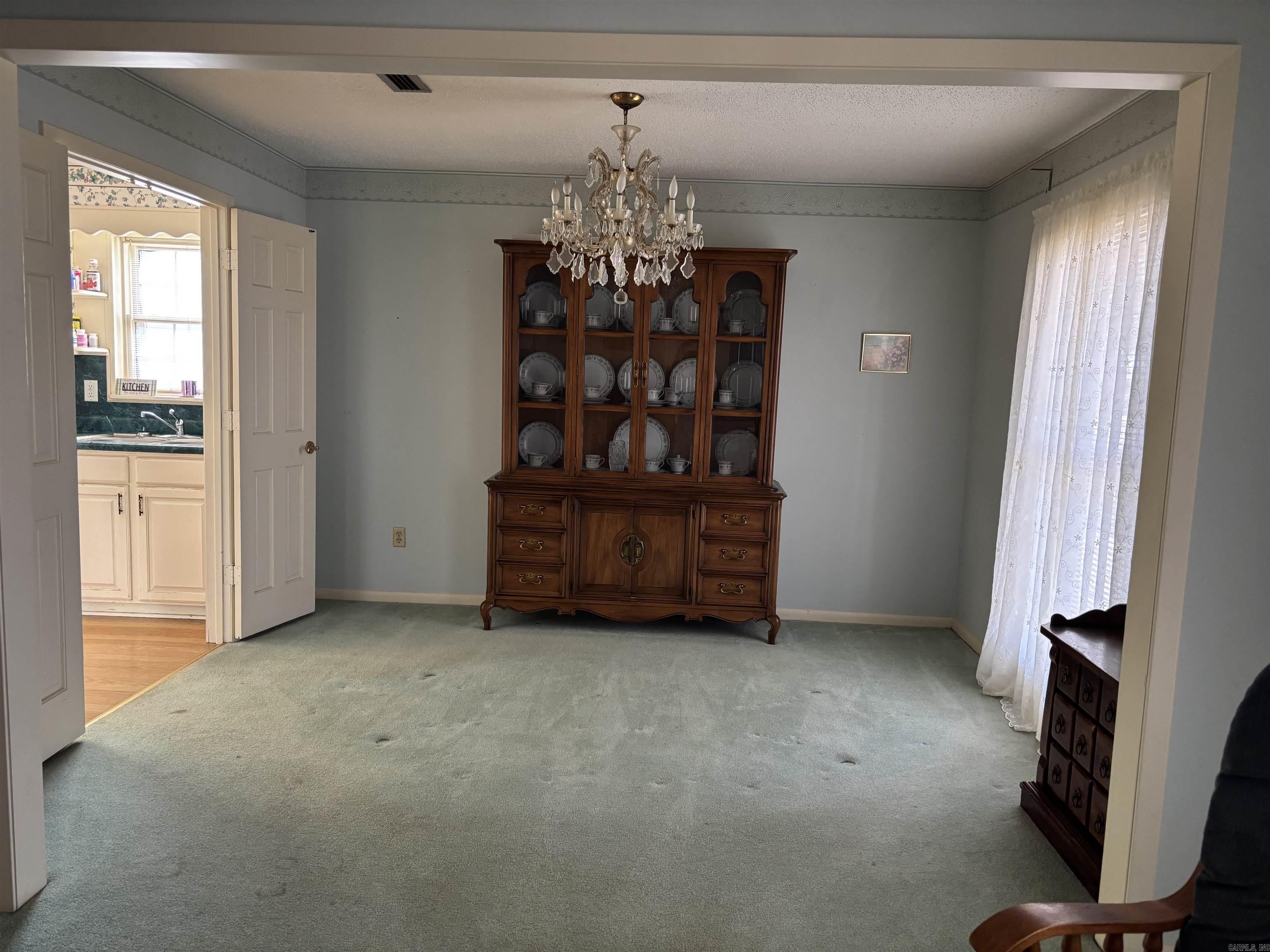 107 W Cloverdale  Brinkley, AR