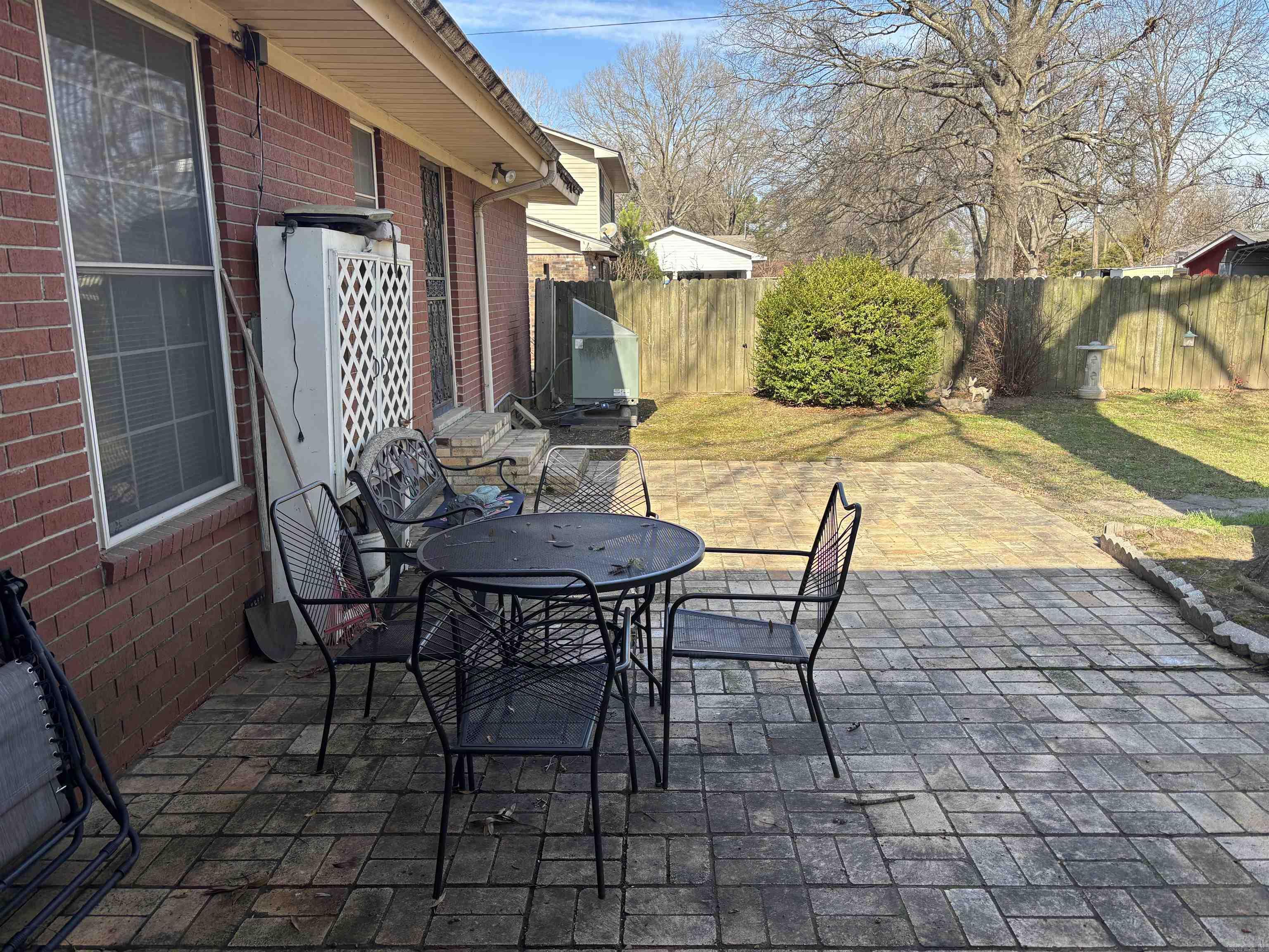 107 W Cloverdale  Brinkley, AR