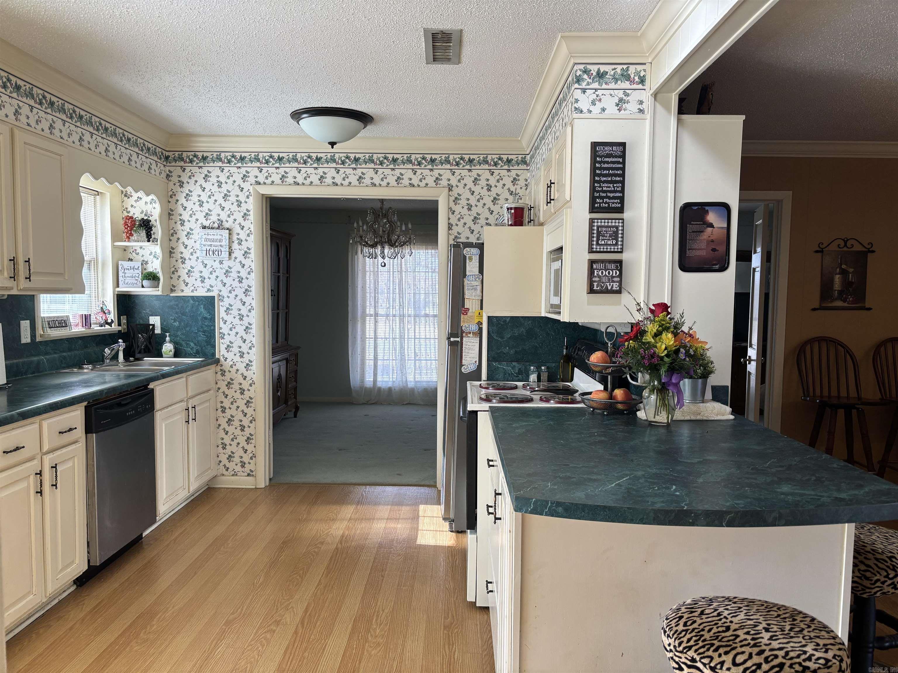 107 W Cloverdale  Brinkley, AR