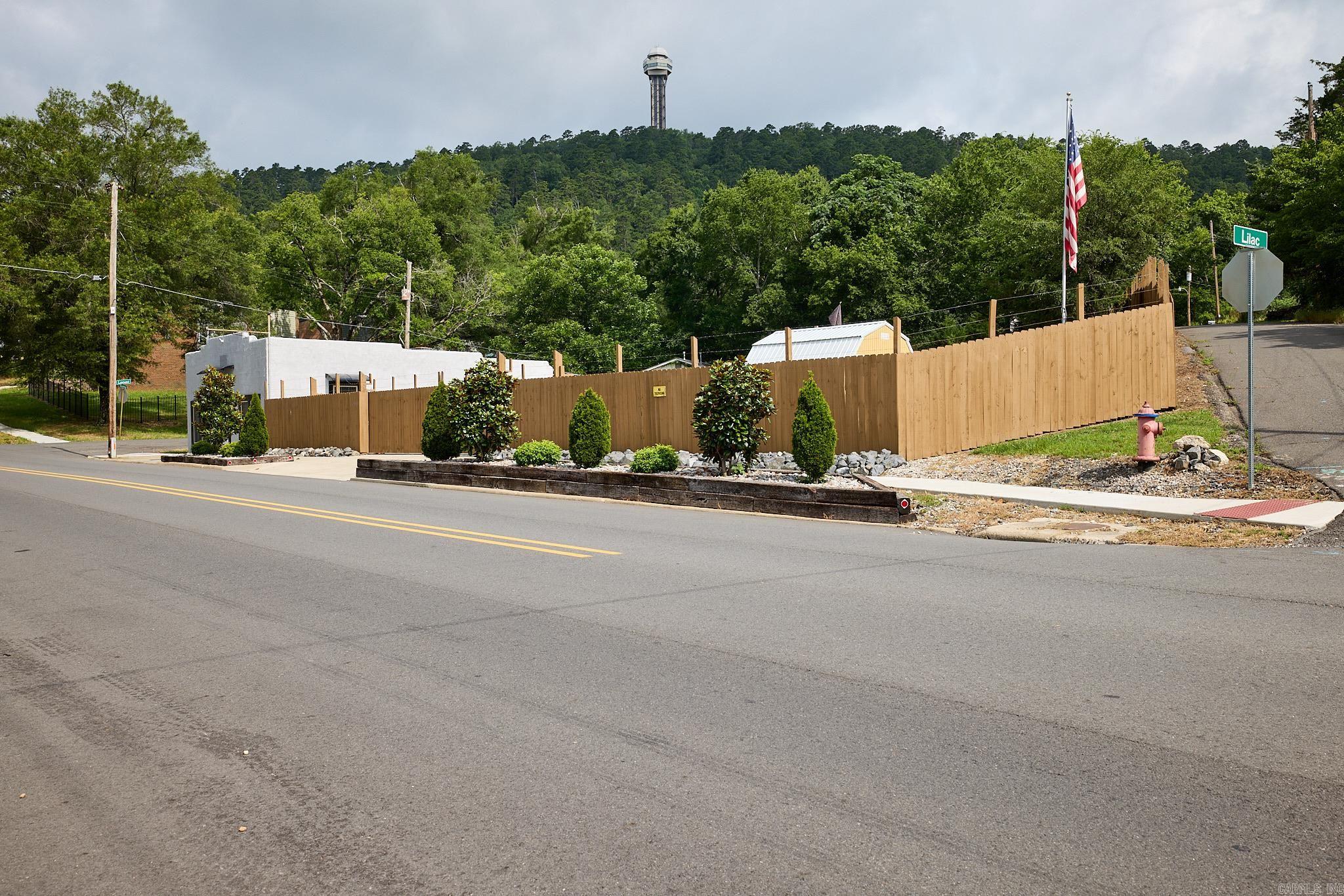 901 Spring  Hot Springs, AR