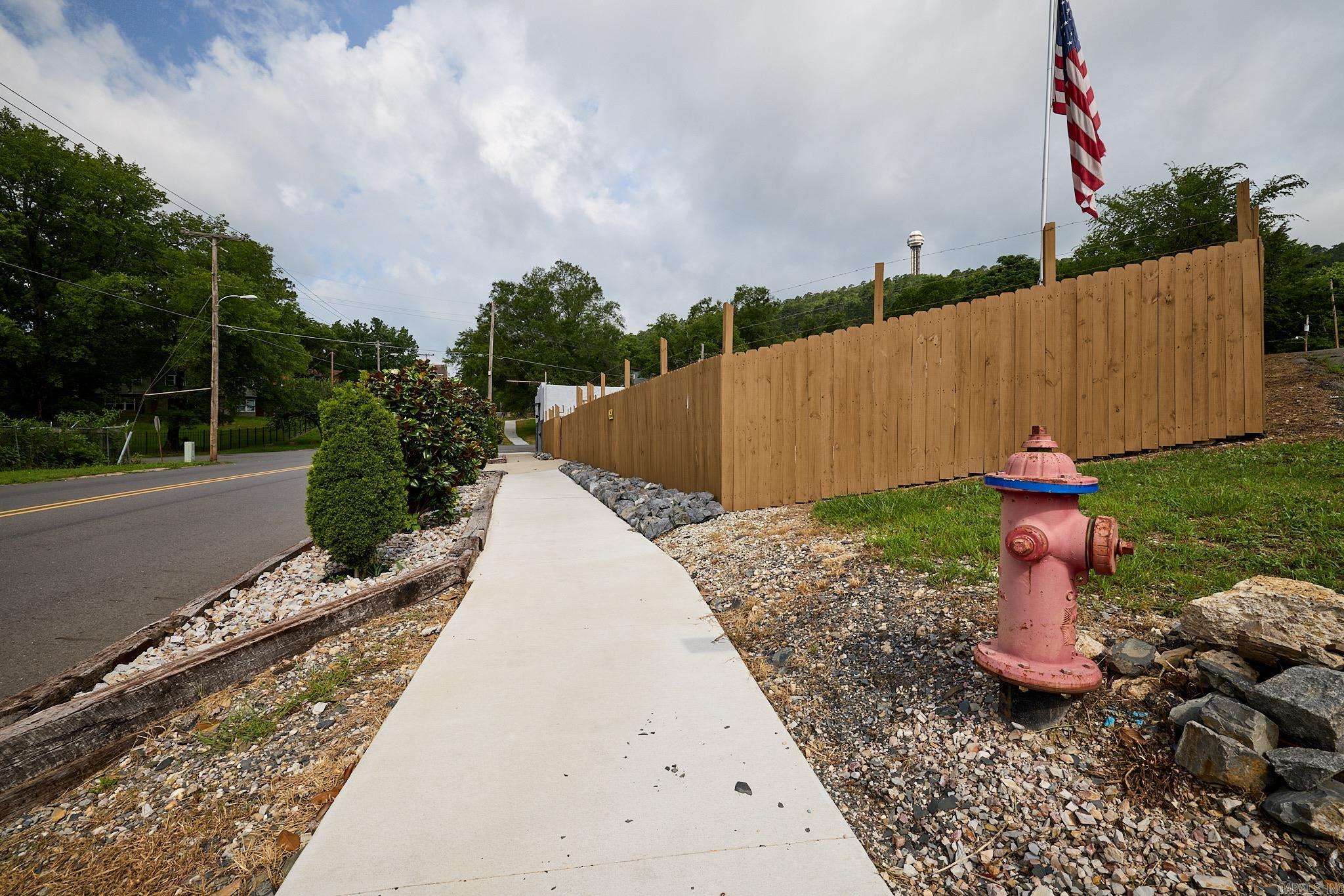 901 Spring  Hot Springs, AR