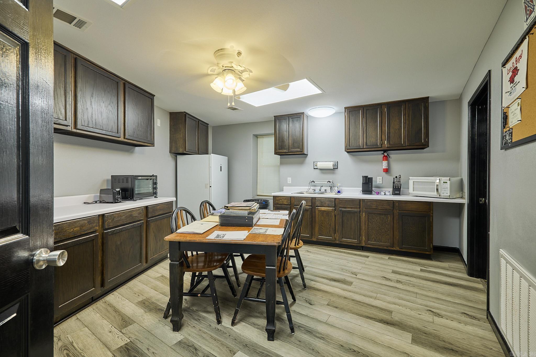 901 Spring  Hot Springs, AR