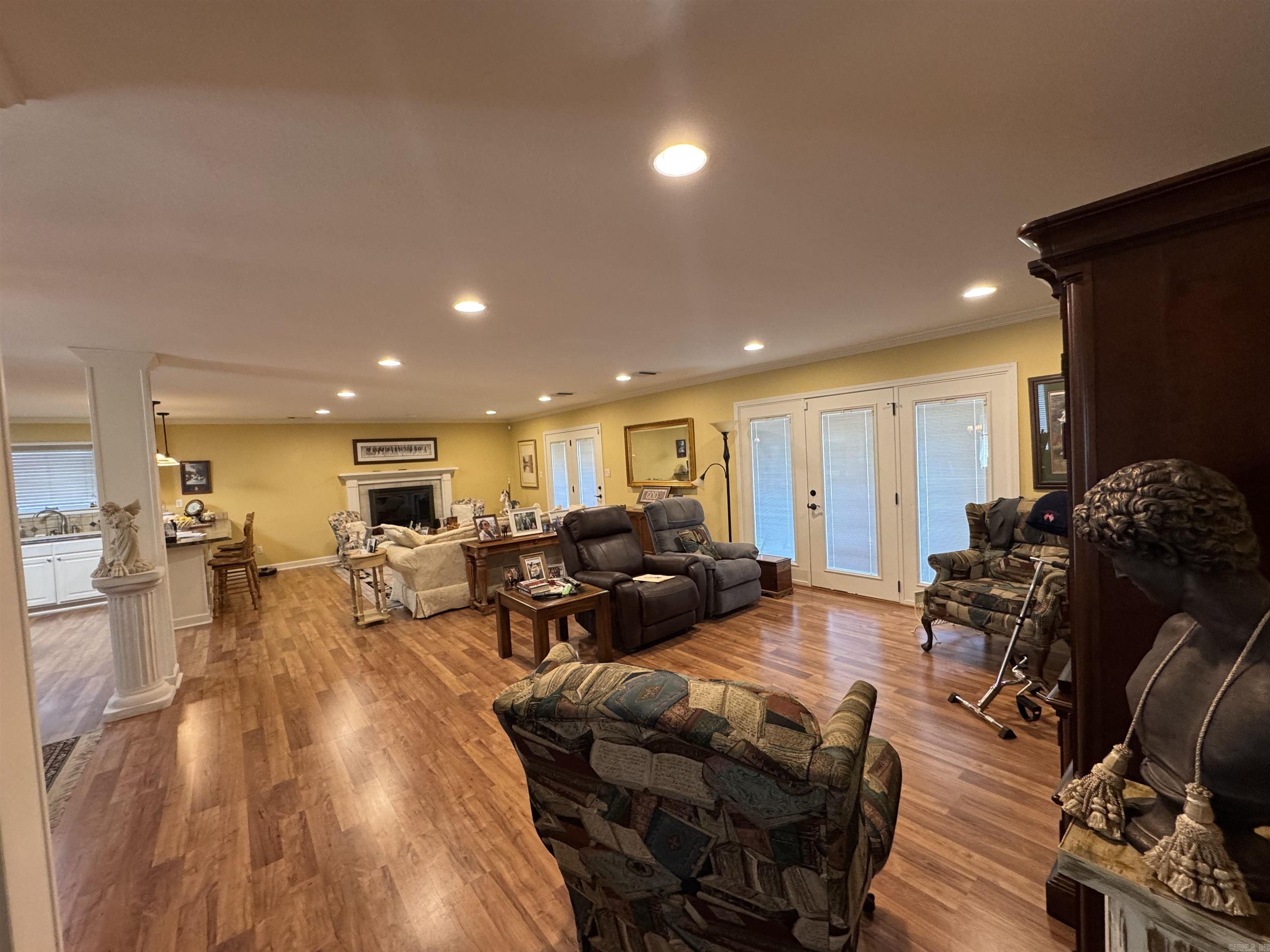 2111 S Oak  Stuttgart, AR