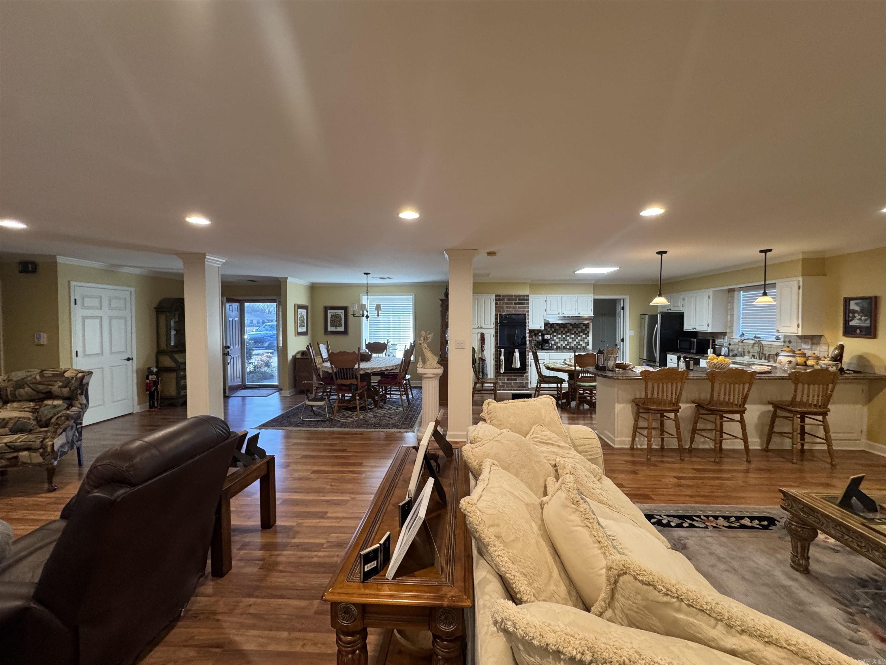 2111 S Oak  Stuttgart, AR