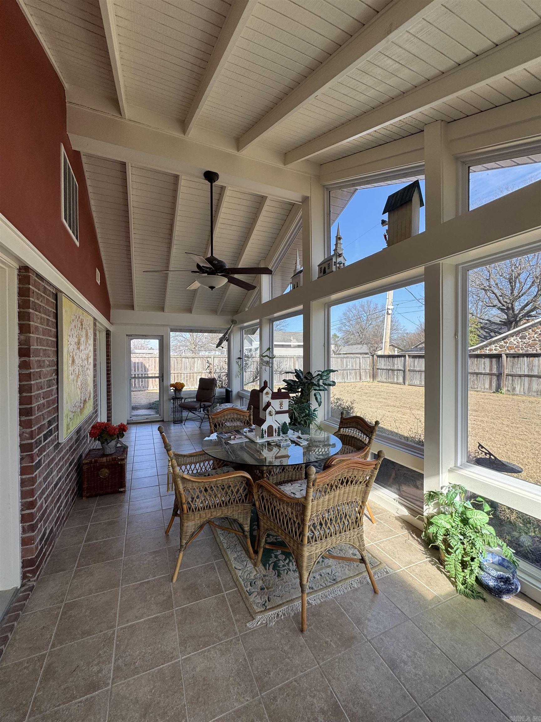 2111 S Oak  Stuttgart, AR