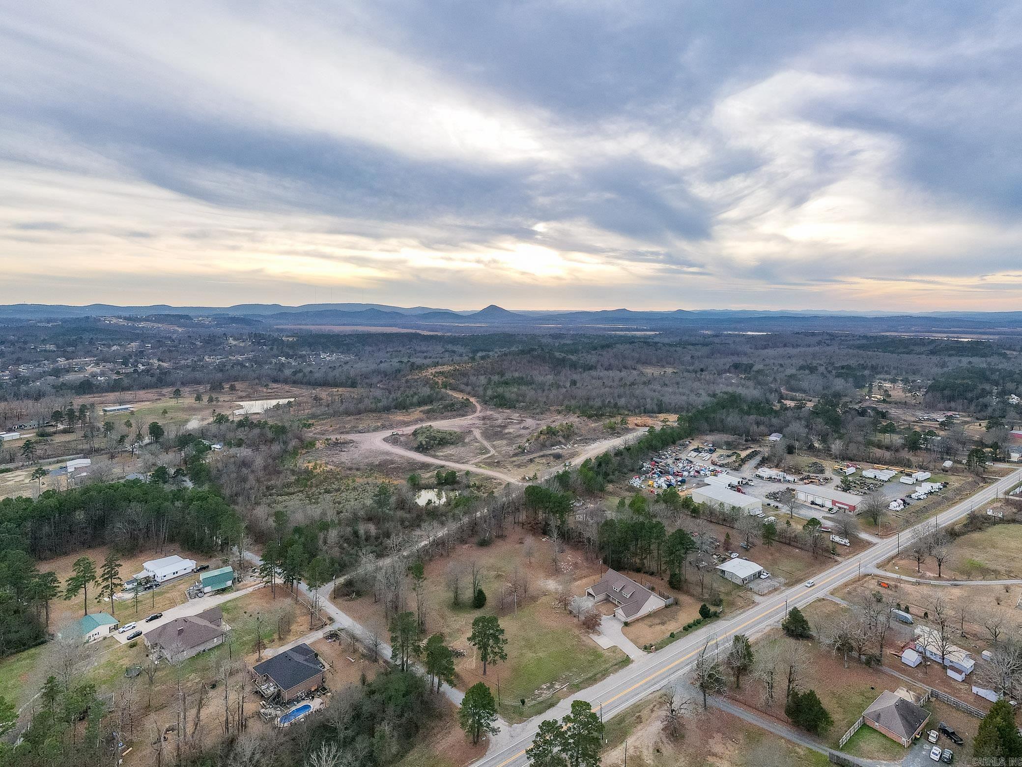  W Bradley Rd off 365  Maumelle, AR