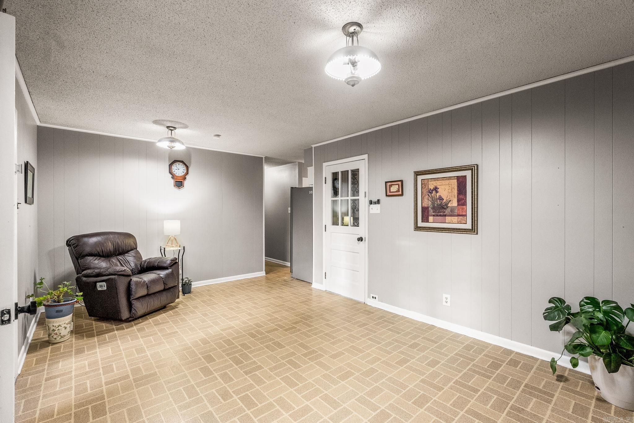 19 Mcgovern  Little Rock, AR