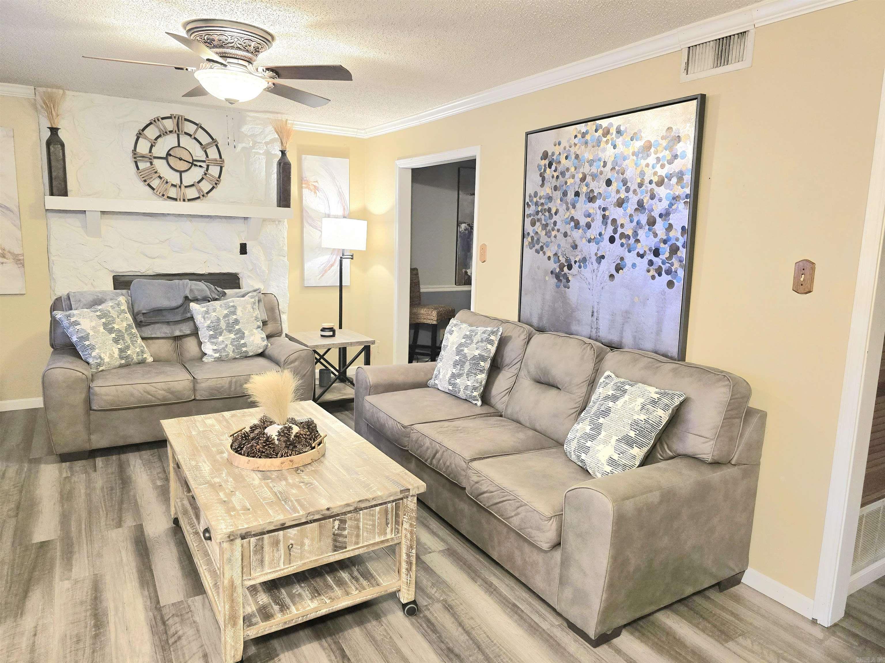 99 Bellevue  Jacksonville, AR