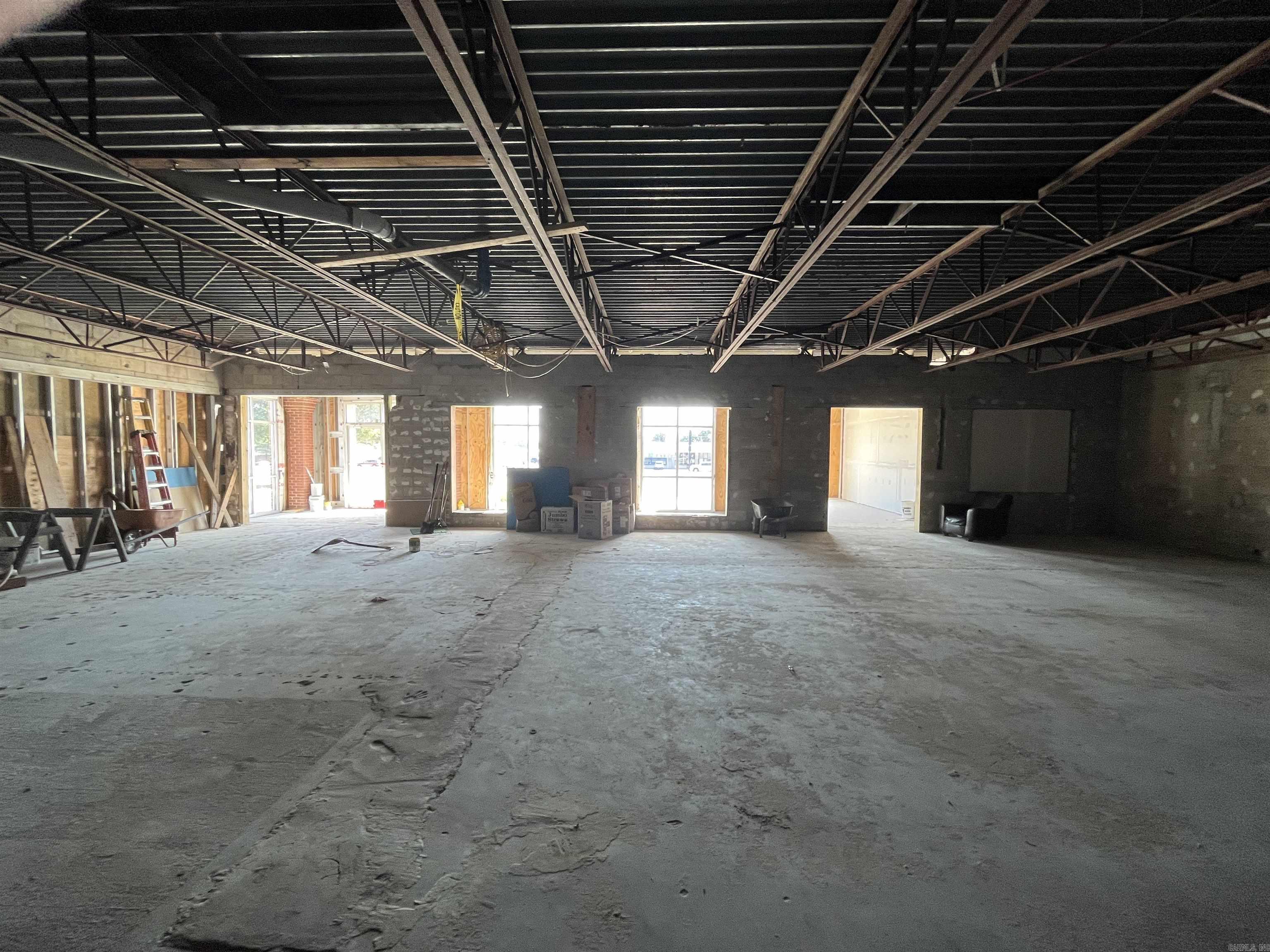 1421 S Caraway  Jonesboro, AR