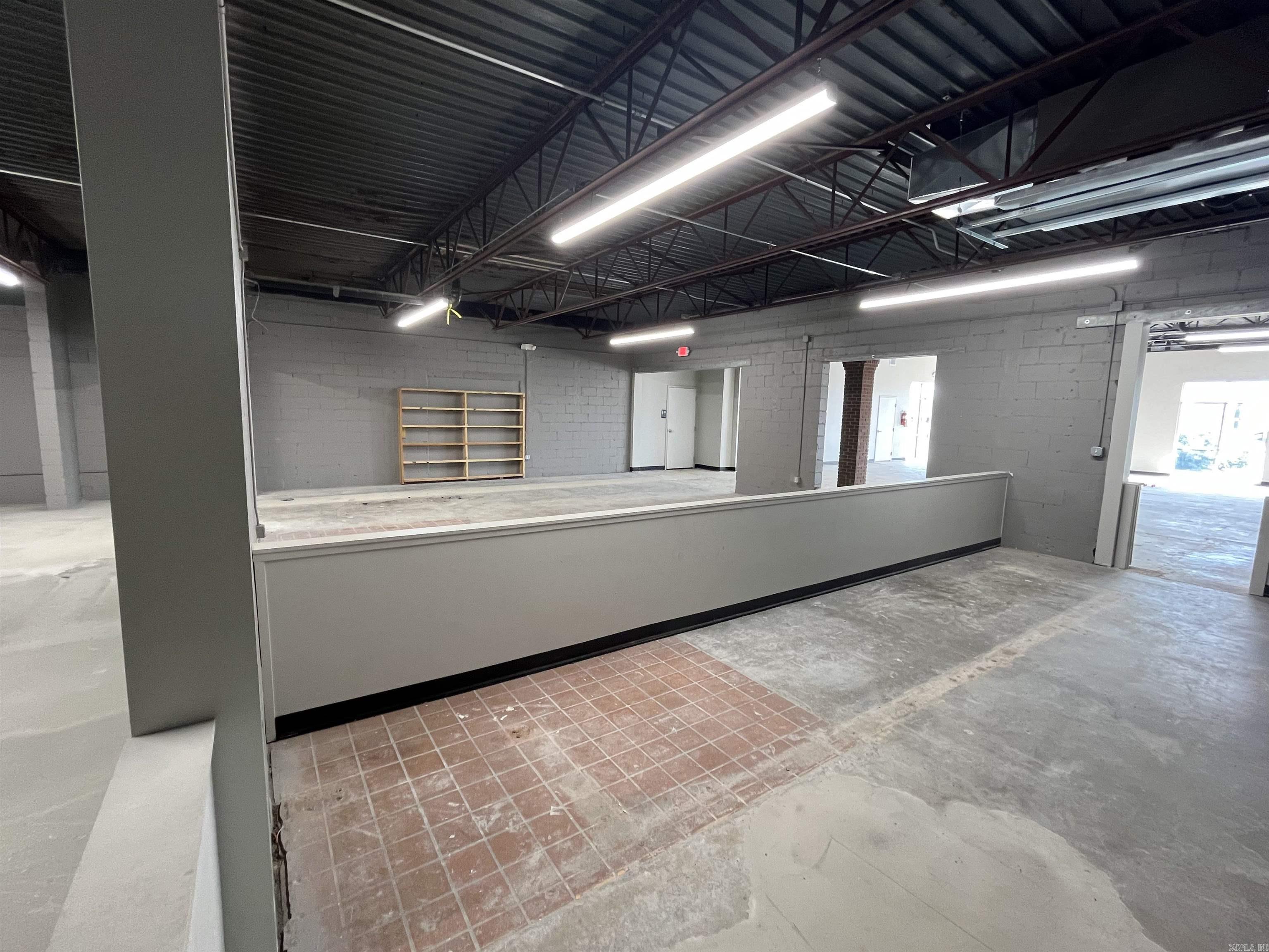 1421 S Caraway  Jonesboro, AR