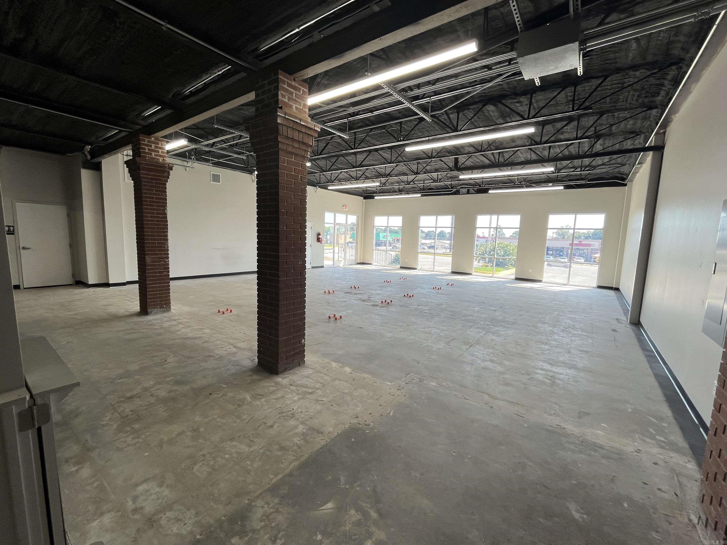 1421 S Caraway  Jonesboro, AR