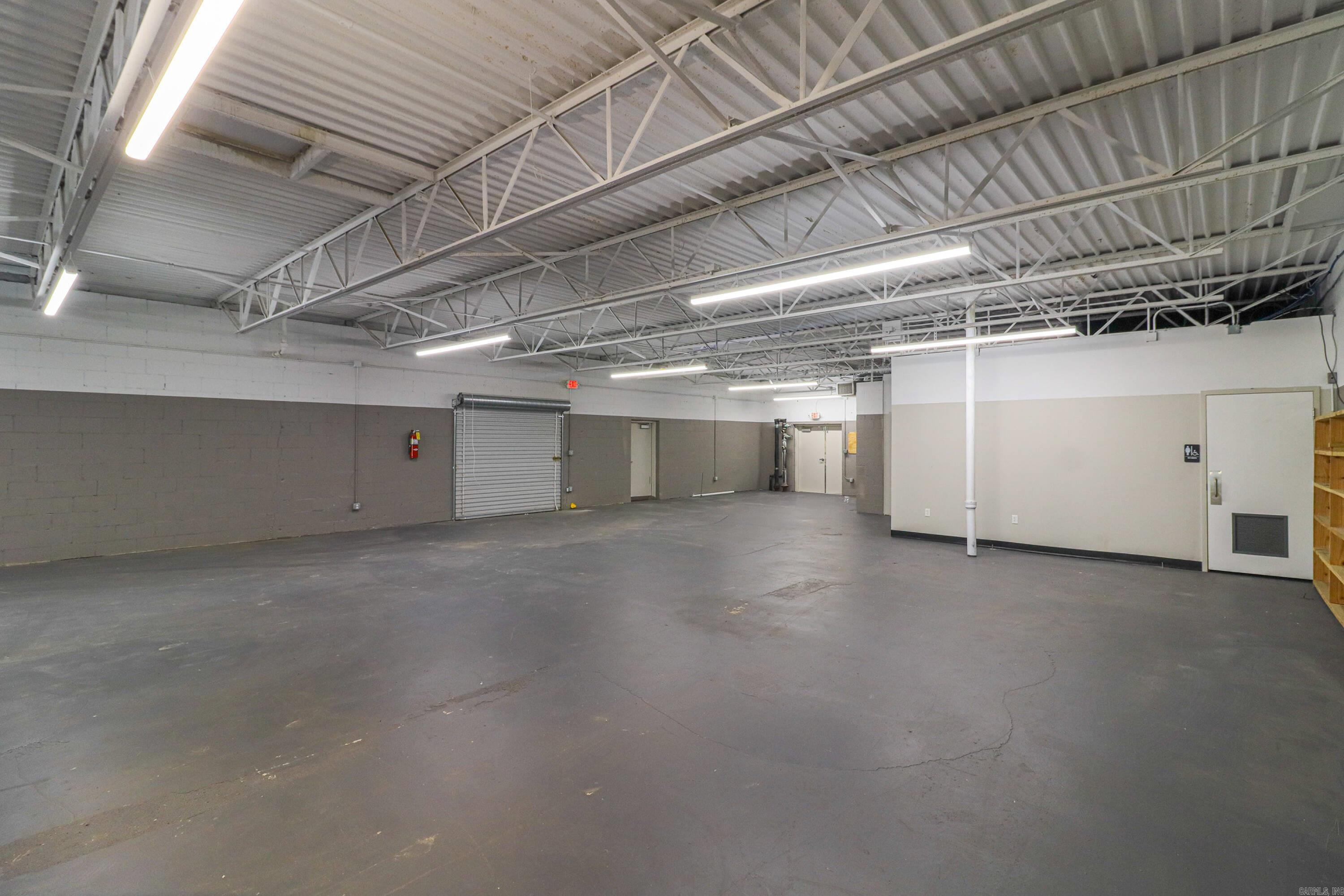 1421 S Caraway  Jonesboro, AR