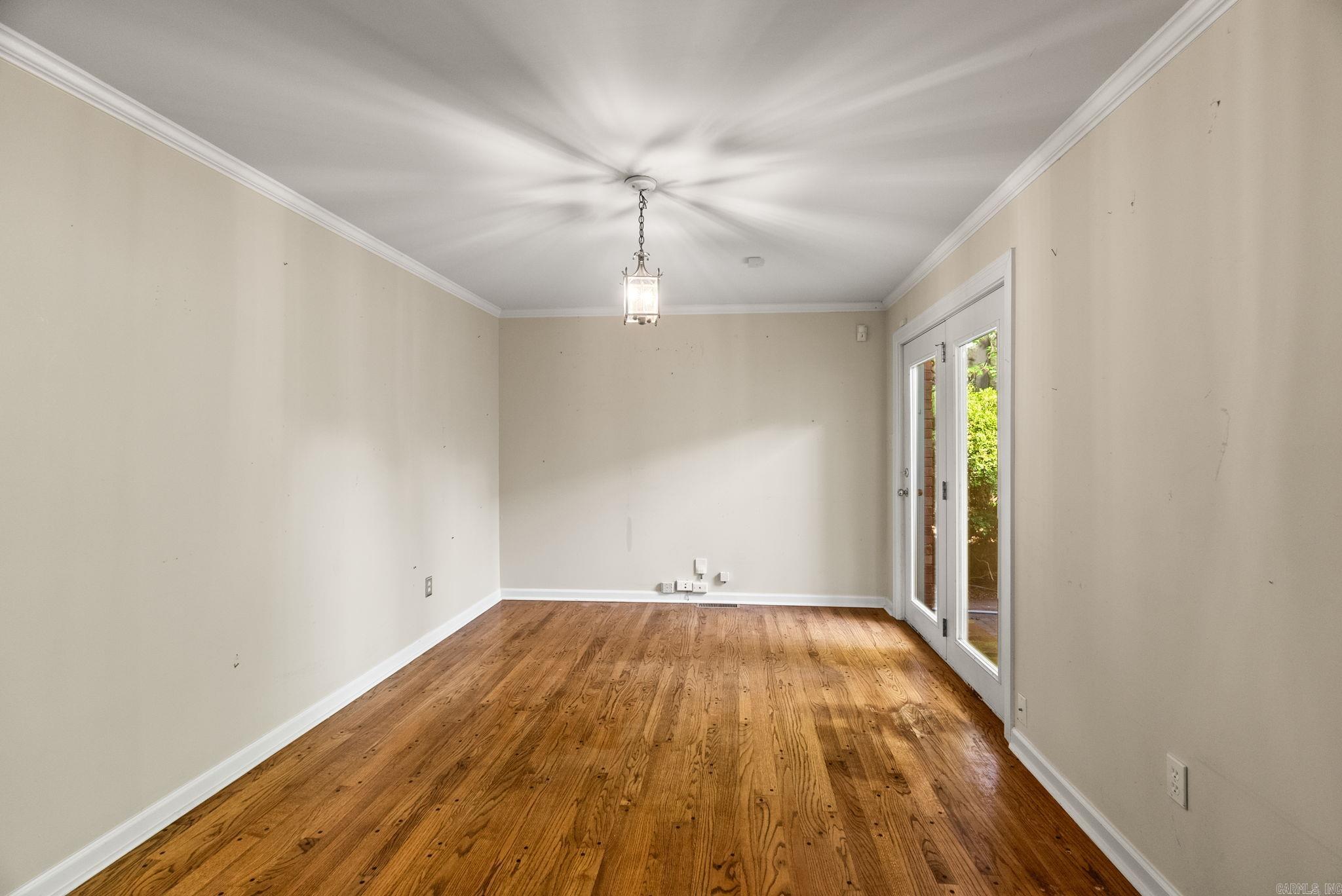 5100 Country Club  Little Rock, AR