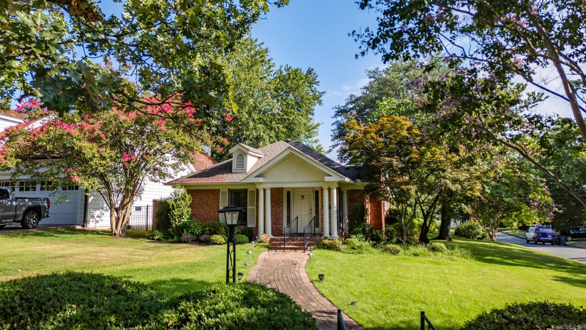 5100 Country Club  Little Rock, AR