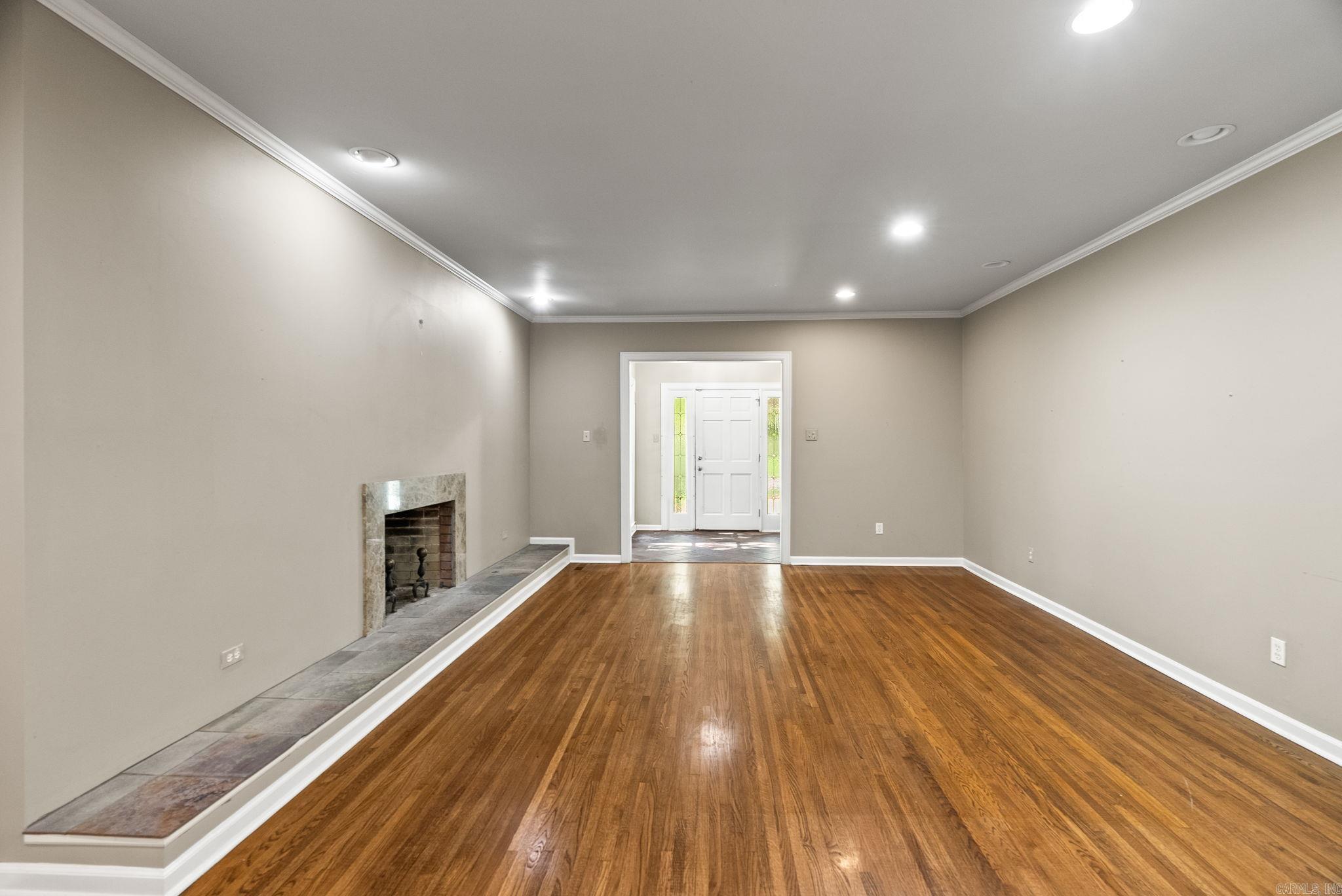 5100 Country Club  Little Rock, AR