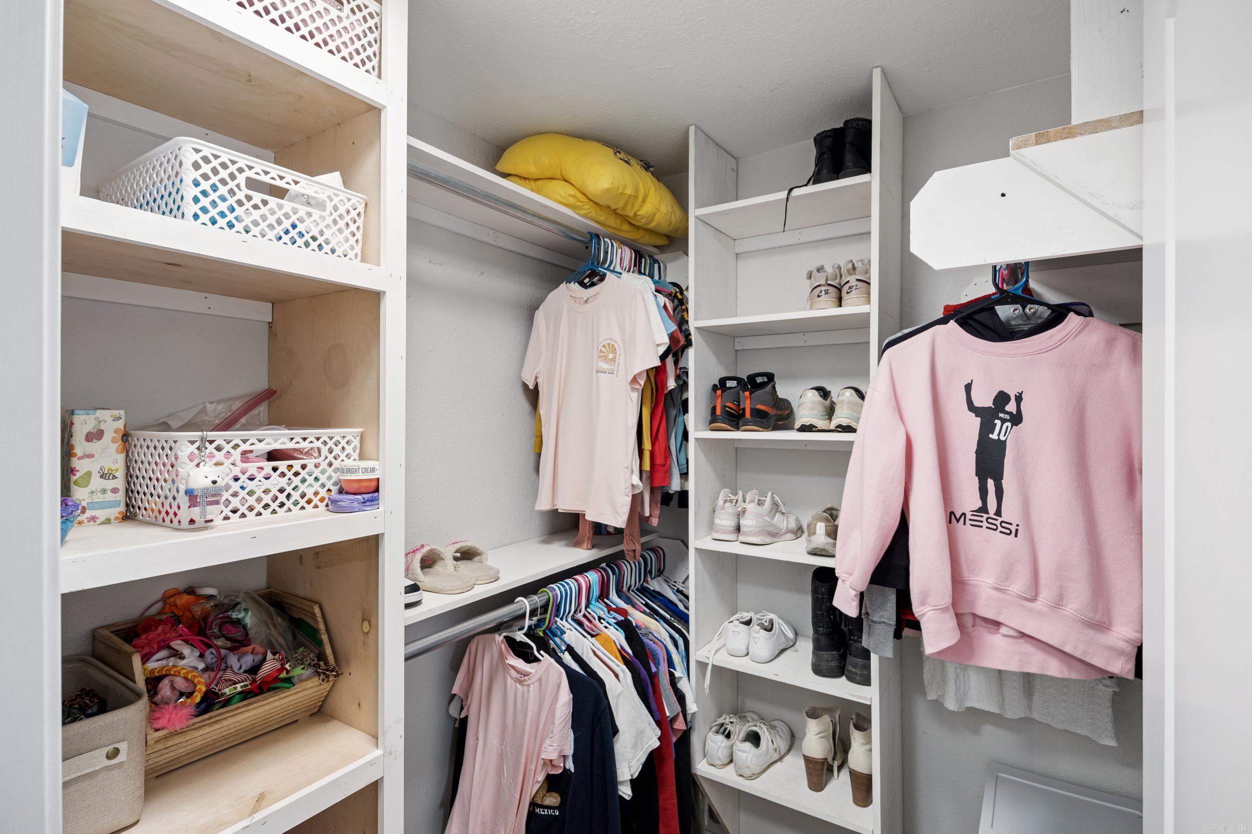 1424 N Lands End Pt  Russellville, AR