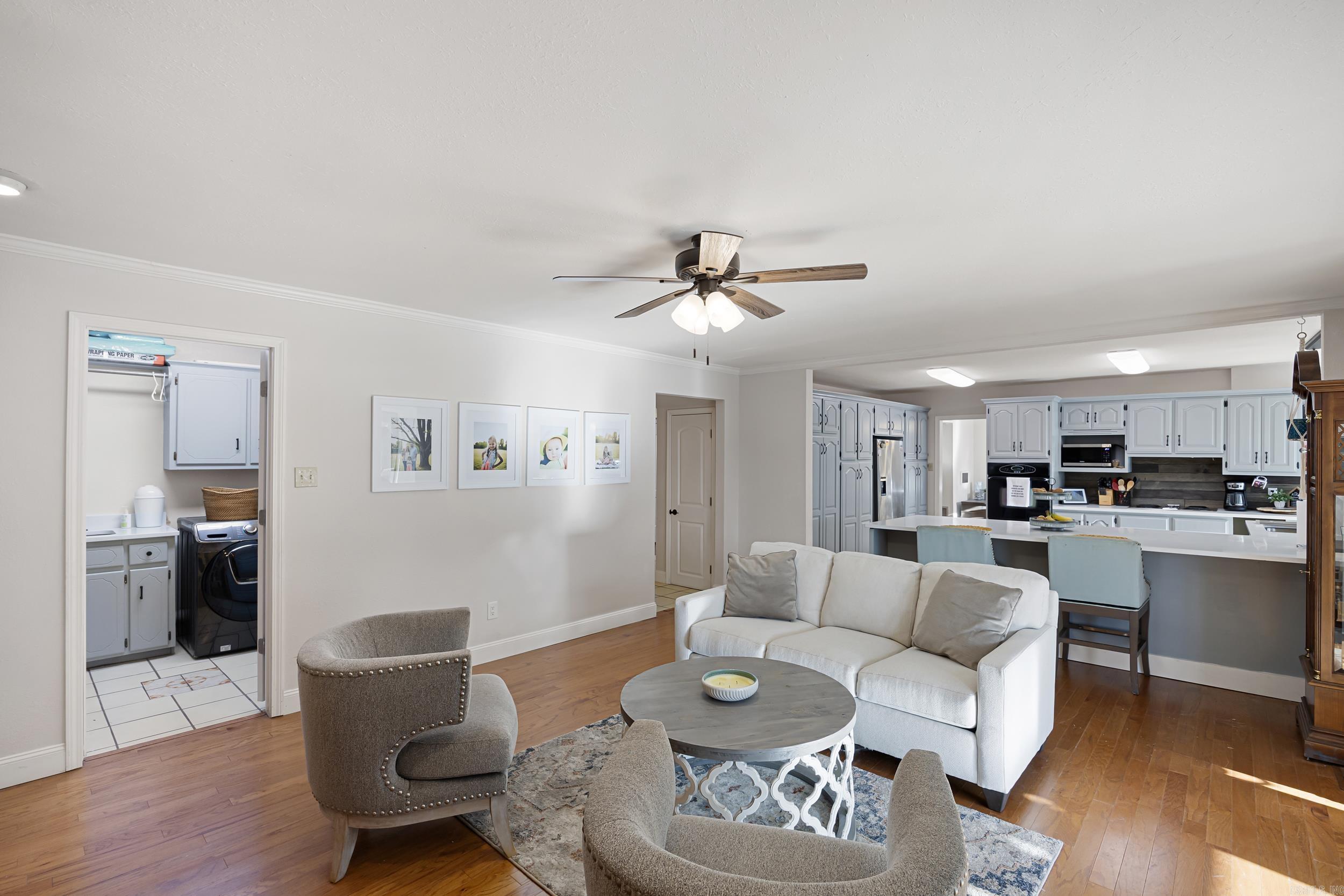 1424 N Lands End Pt  Russellville, AR