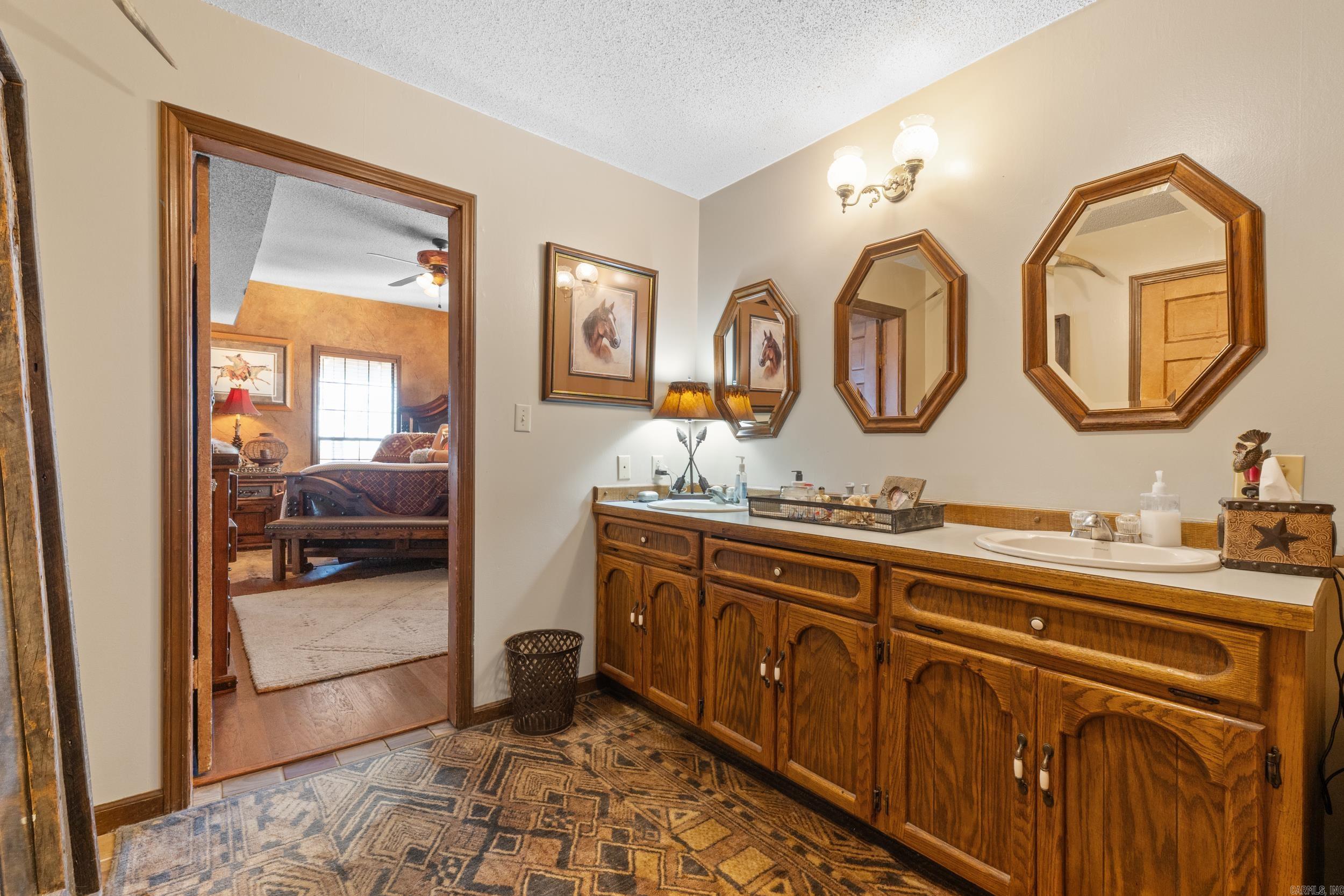 Hwy 135 South Black Oak, AR 72414