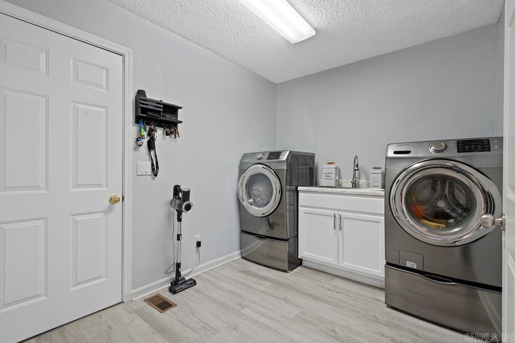 4 Narcisco Cir  Hot Springs Village, AR