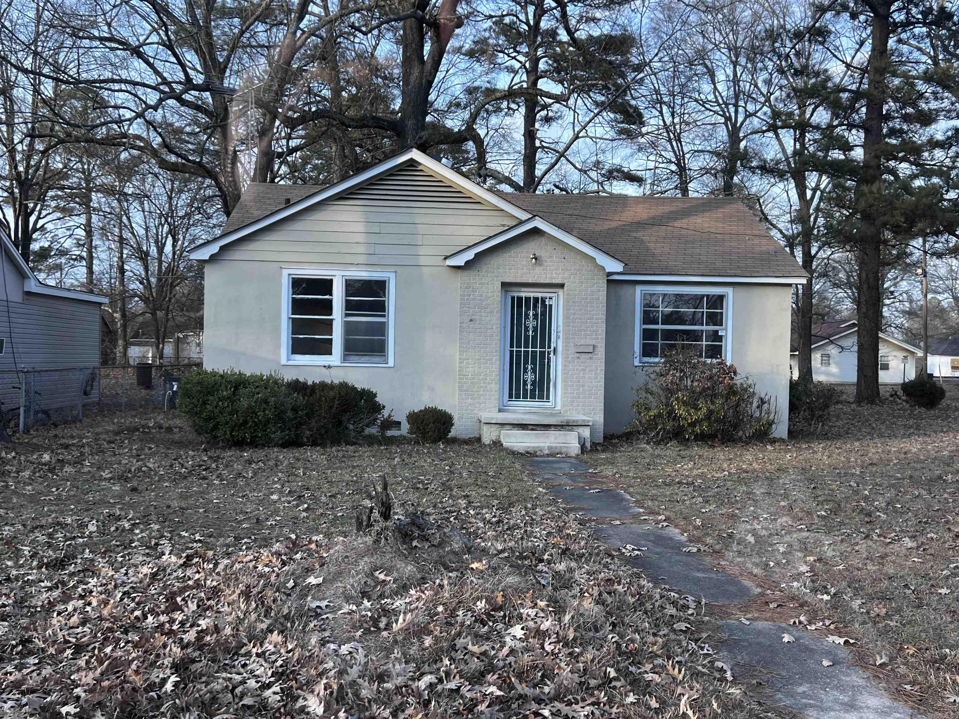 1501 W 33rd  Pine Bluff, AR