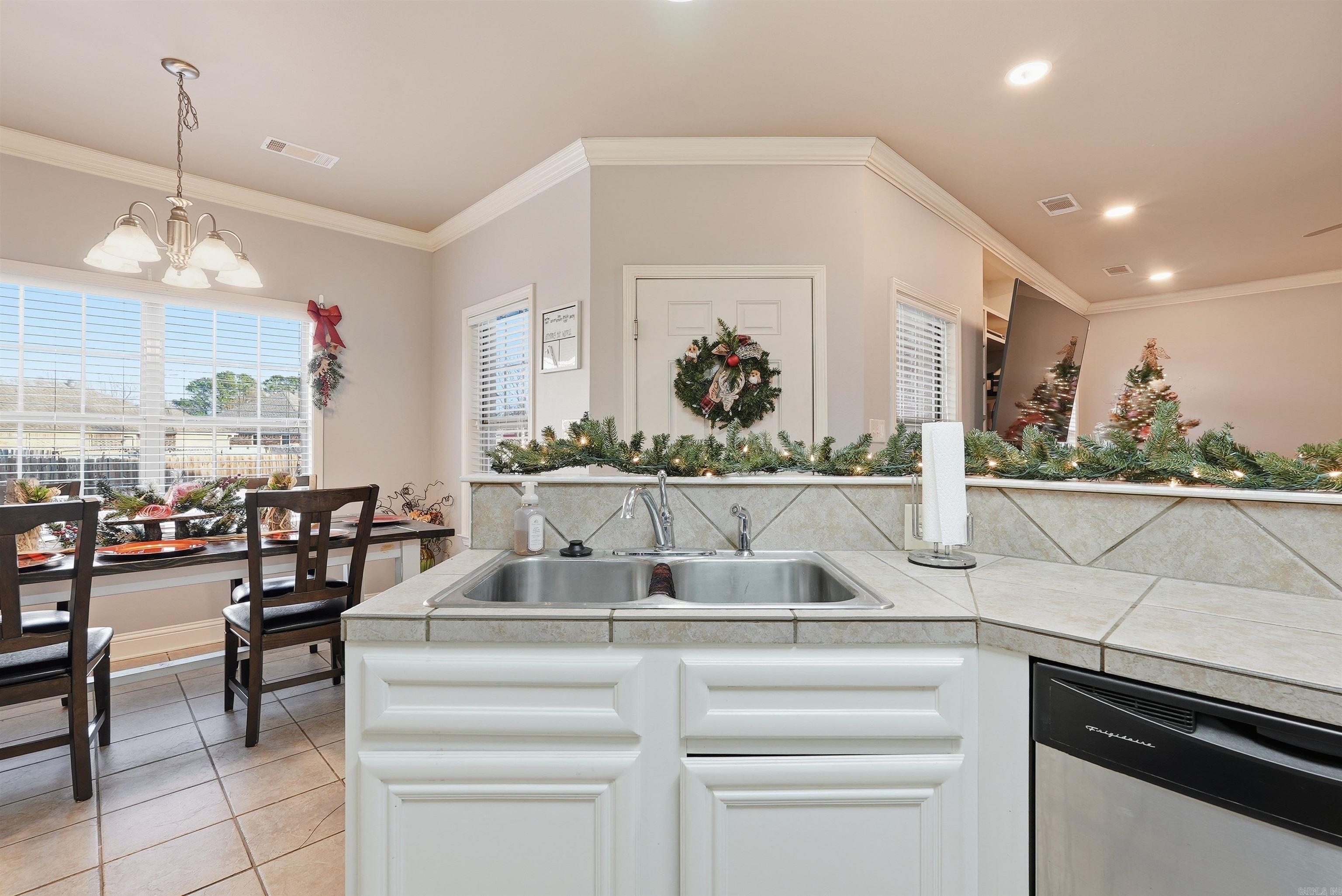 6 Logan Ct Greenbrier, AR 72058