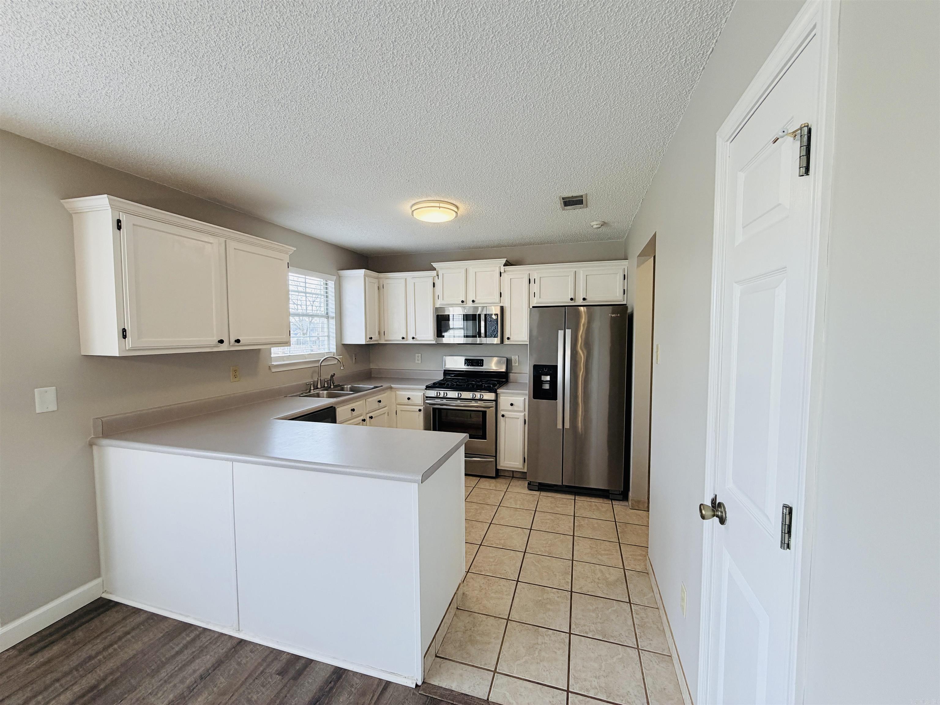 3604 Meadowlake  Bryant, AR