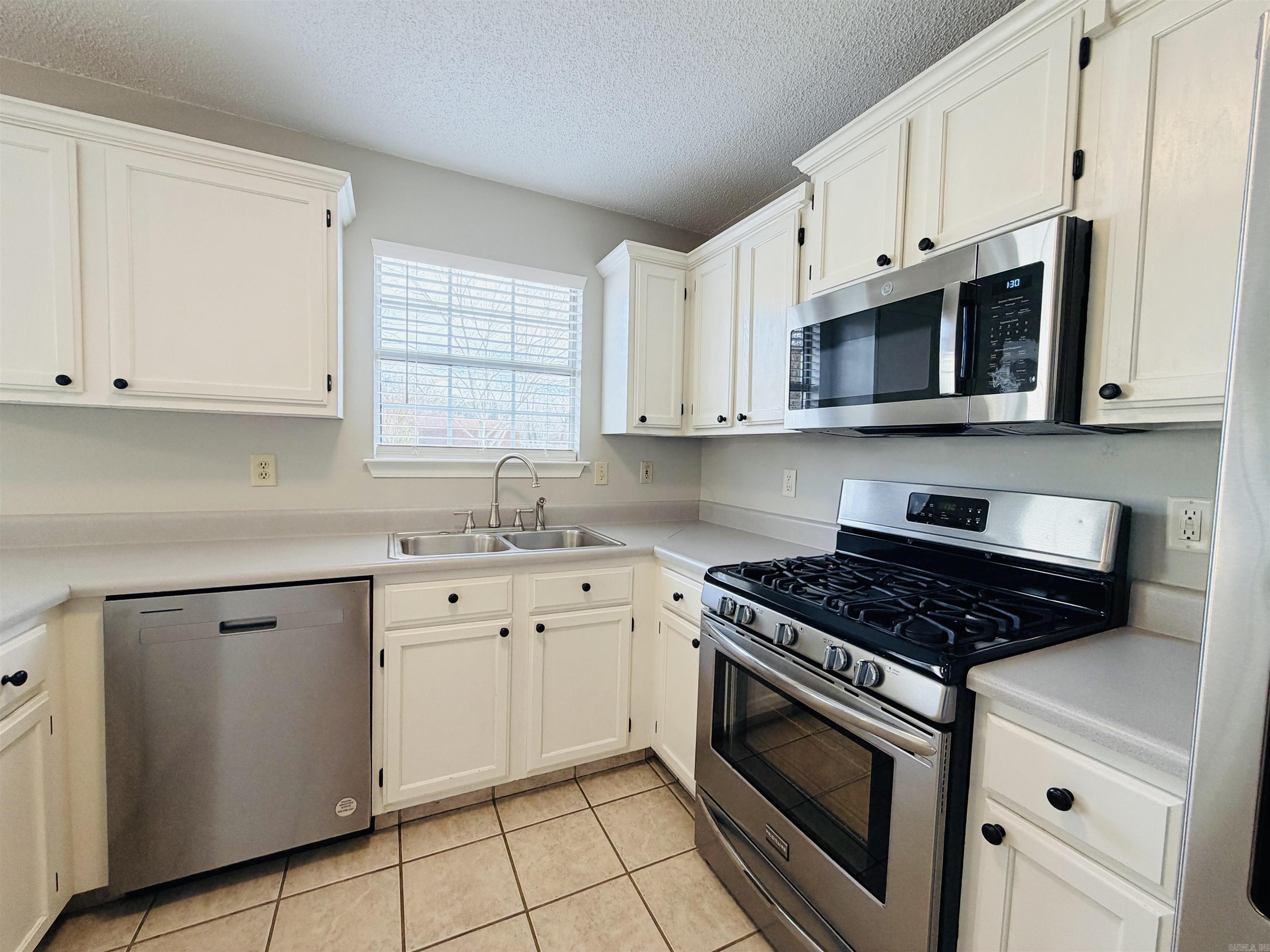 3604 Meadowlake  Bryant, AR