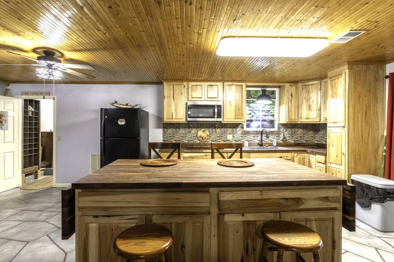 128 Powhatan  Cherokee Village, AR