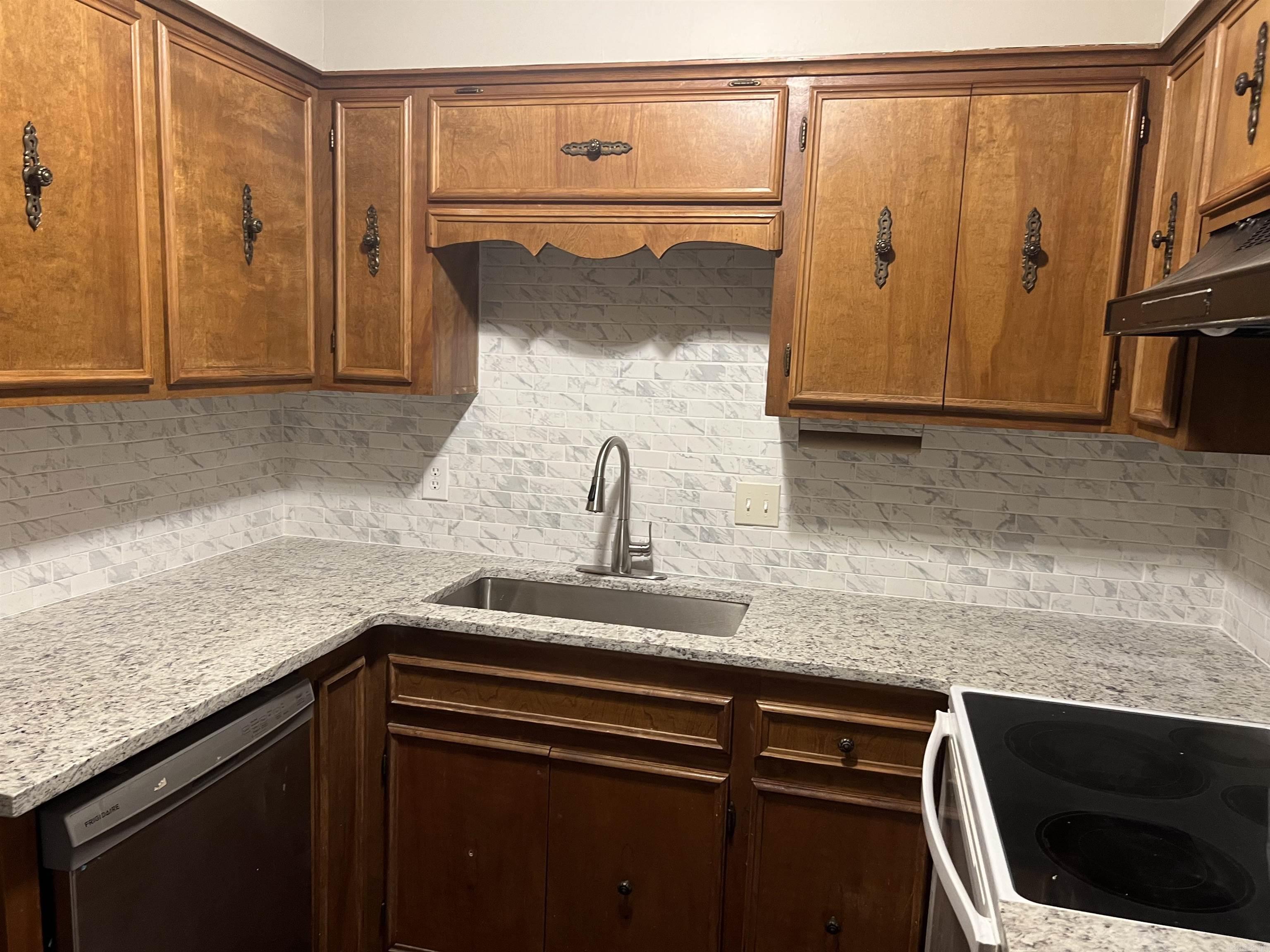 213 Oak Lane  Little Rock, AR