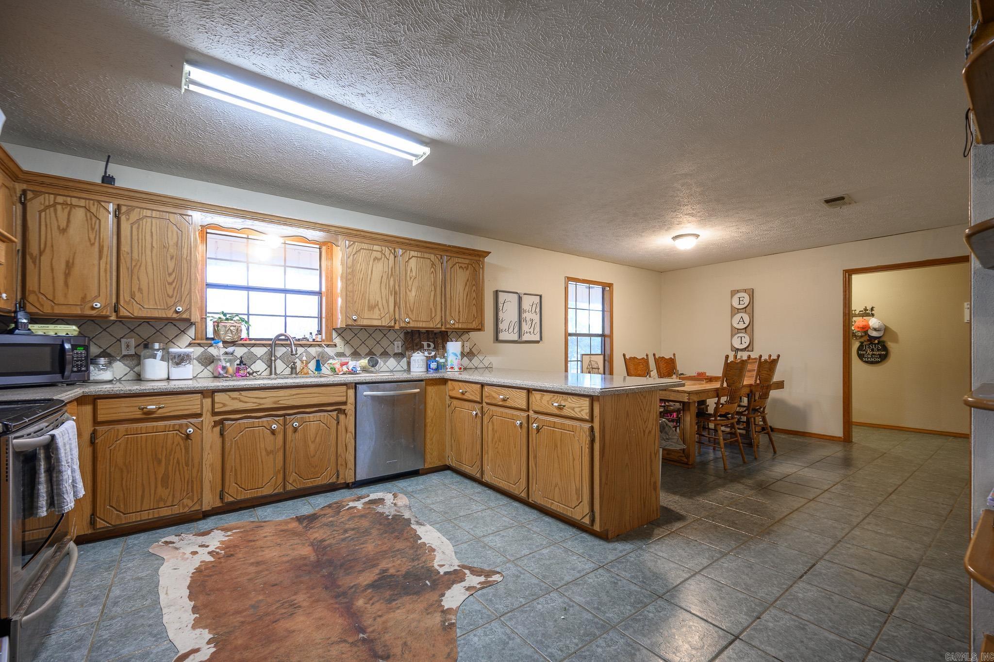 198 Polk Road 8  Wickes, AR