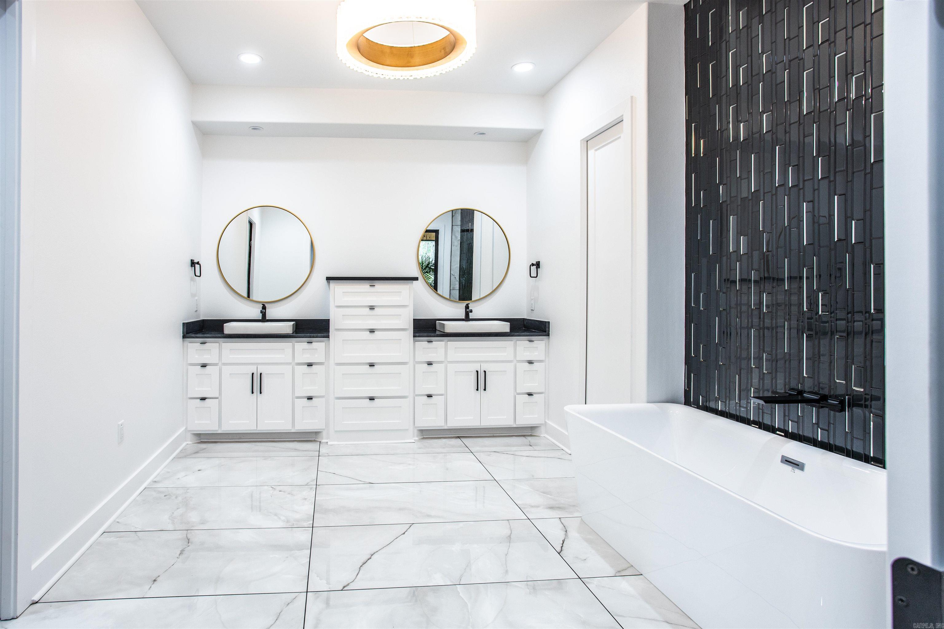 131 HALLEN  Little Rock, AR