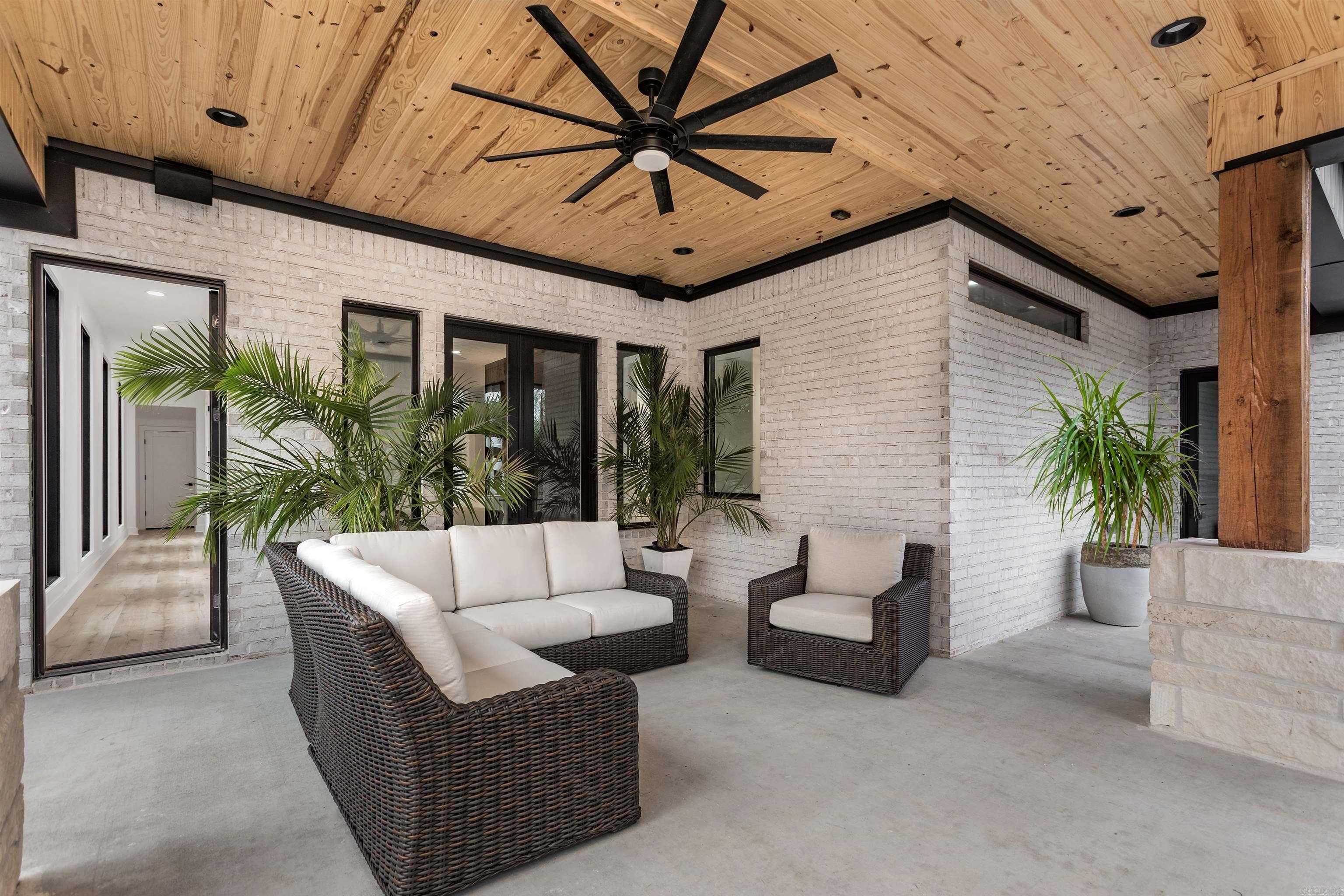 131 HALLEN Lane Little Rock, AR 72223