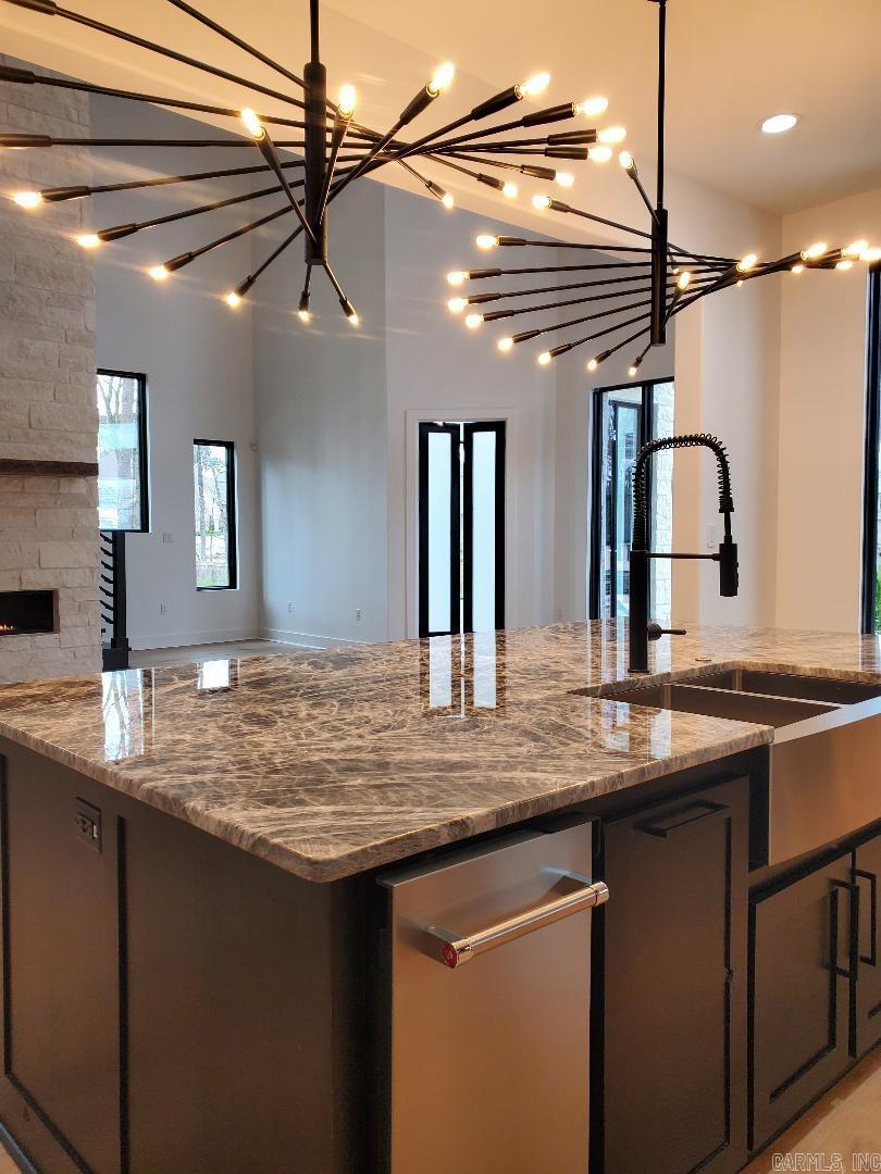 131 HALLEN  Little Rock, AR