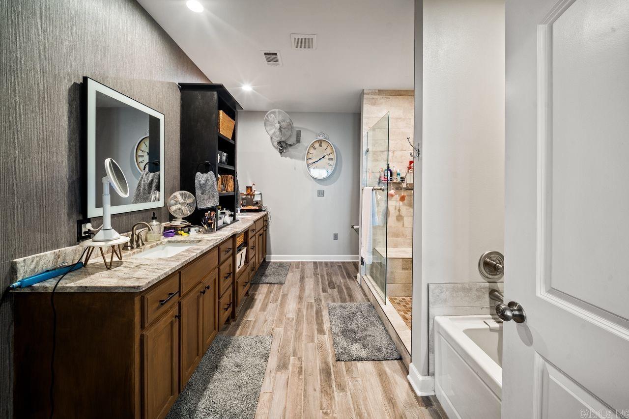 5017 ROLLING MEADOW  Benton, AR