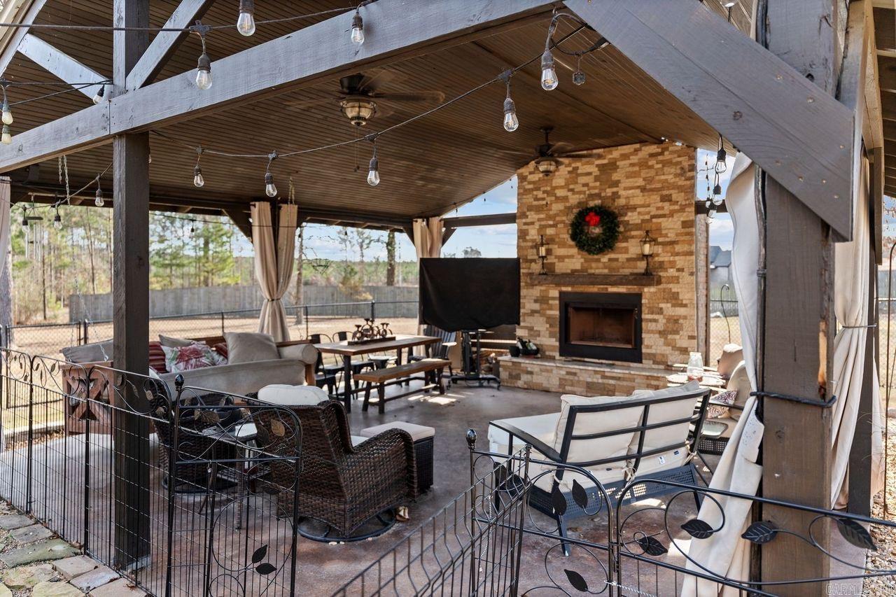 5017 ROLLING MEADOW  Benton, AR