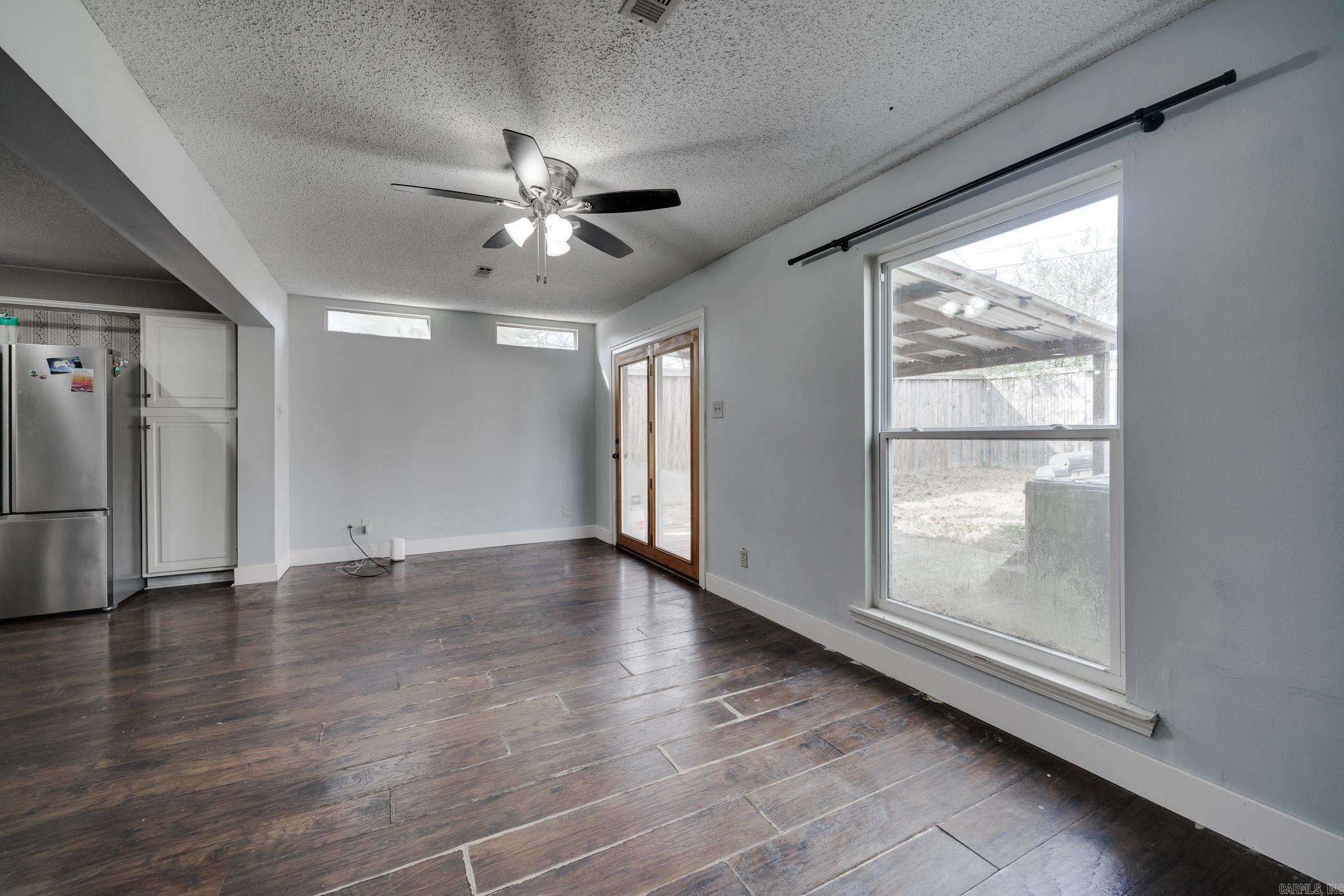 16 Glenbrook  Sherwood, AR