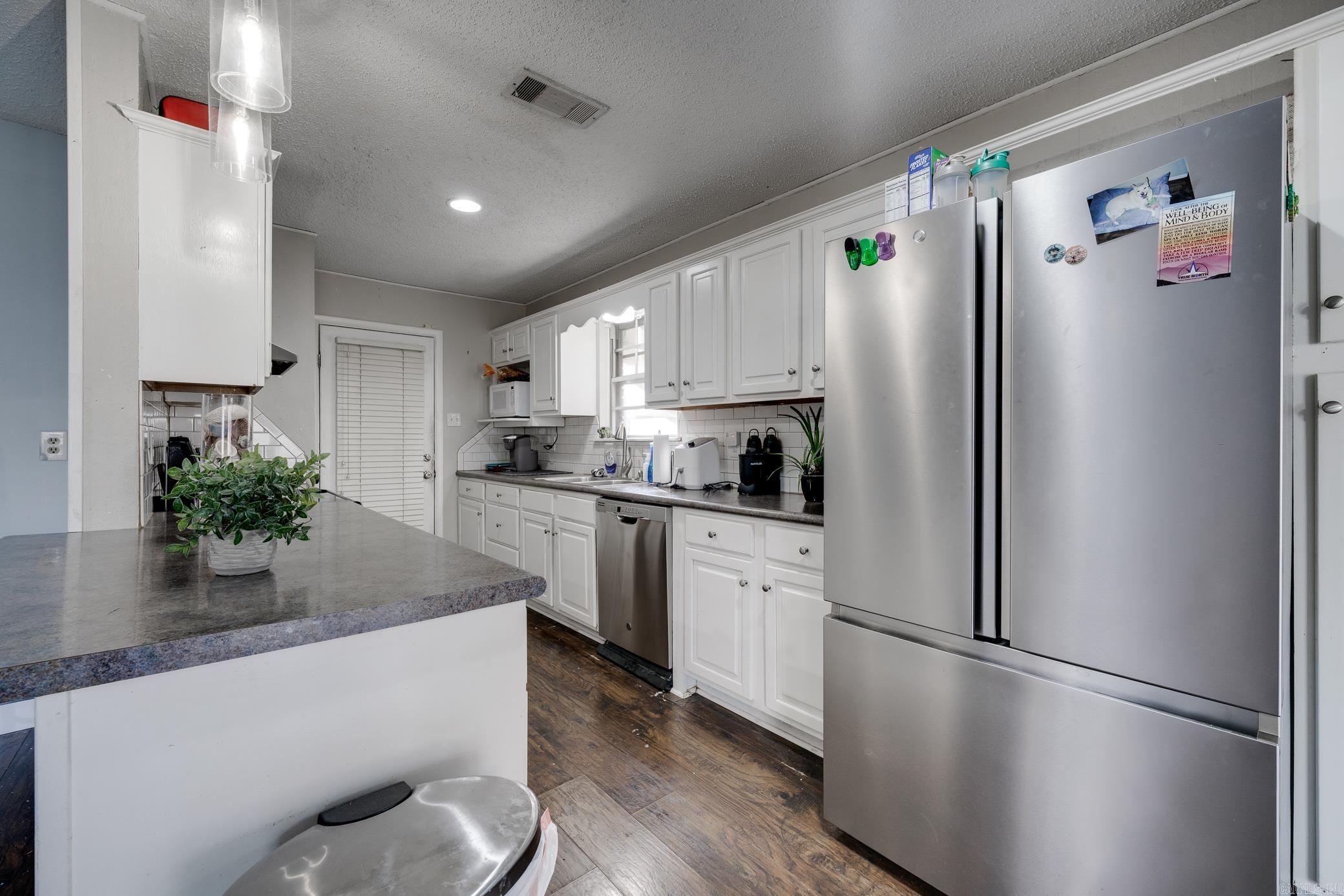 16 Glenbrook  Sherwood, AR