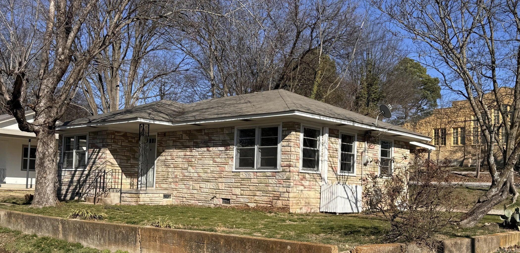 805 Vine  Batesville, AR