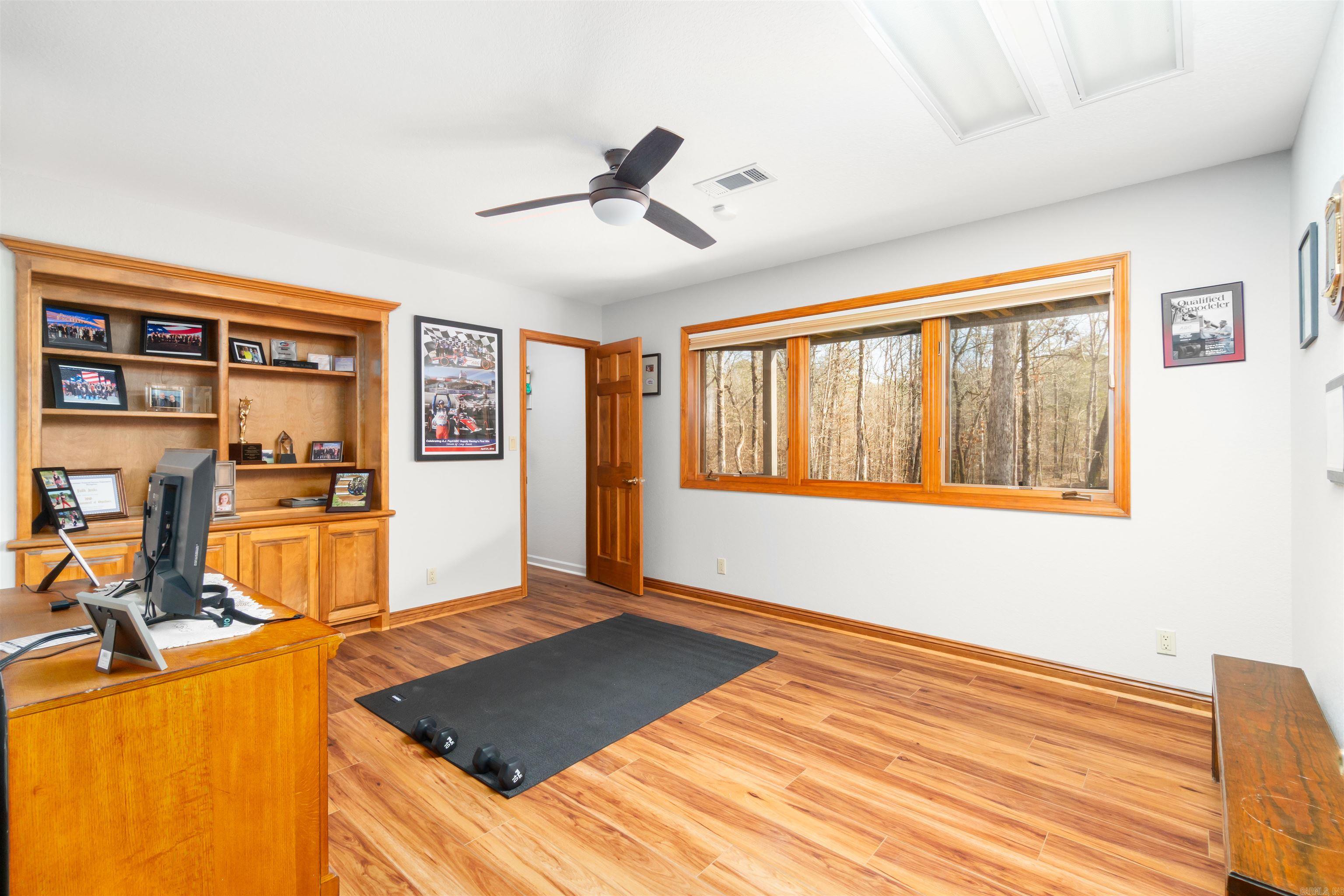 23 Darro  Hot Springs Village, AR