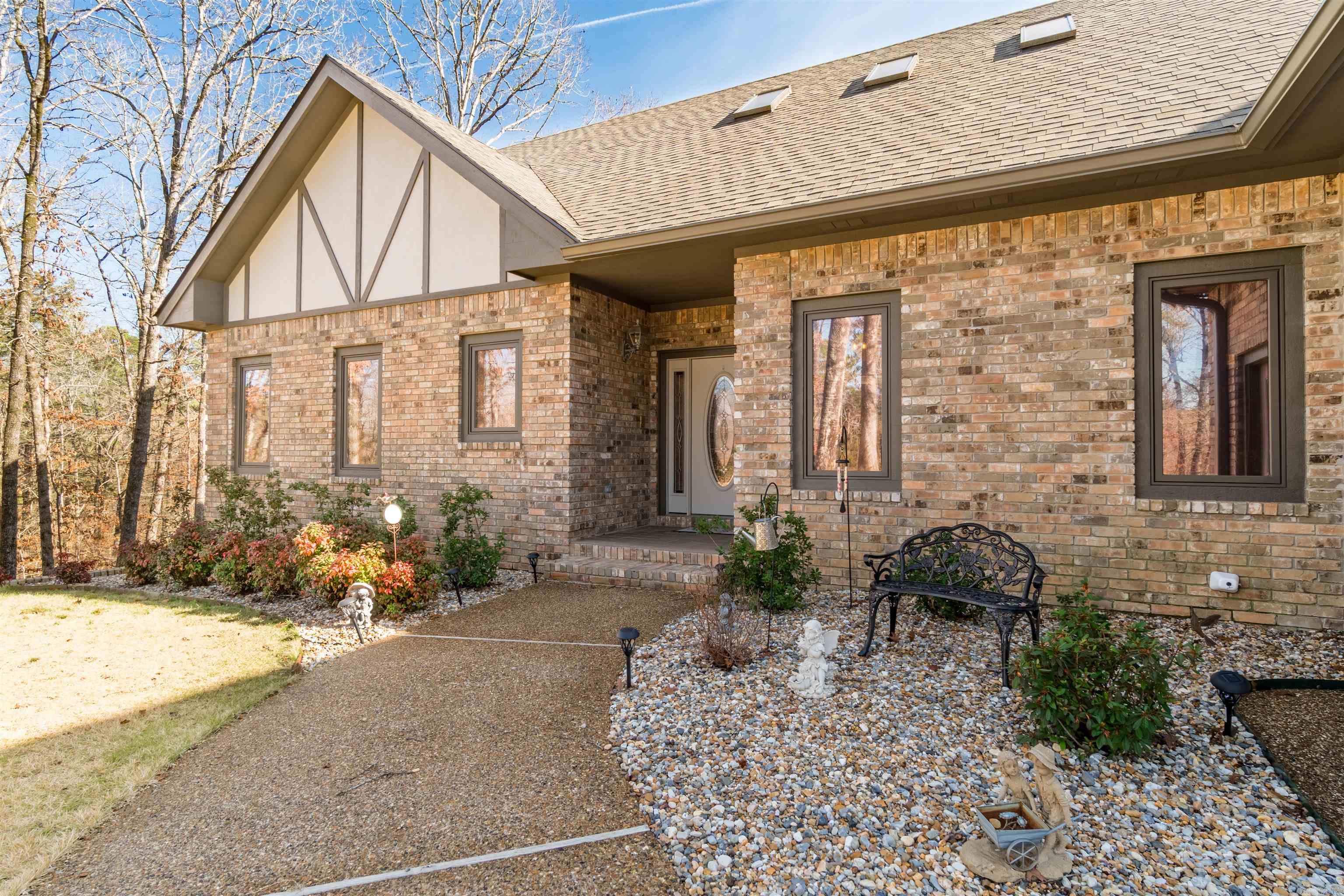 23 Darro  Hot Springs Village, AR