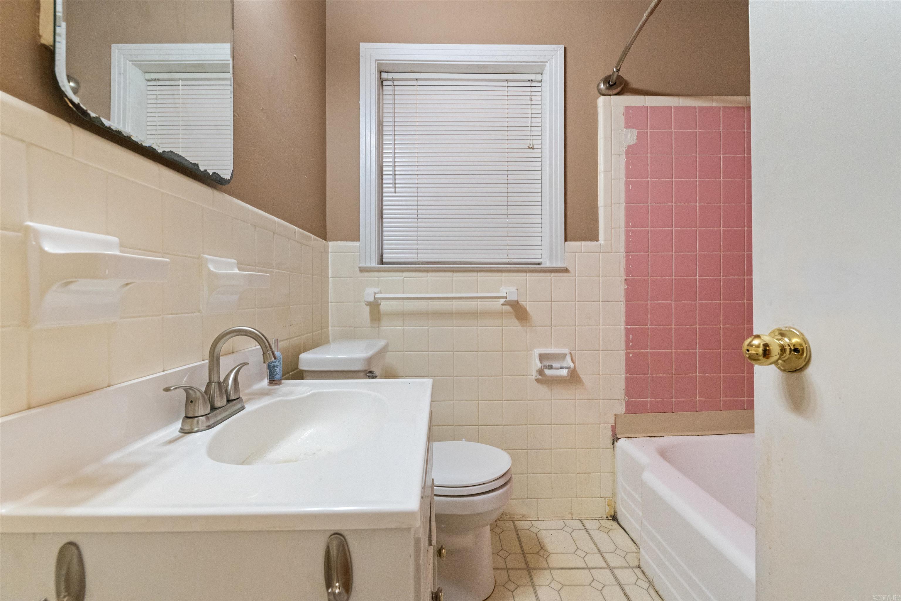 318 W J  North Little Rock, AR