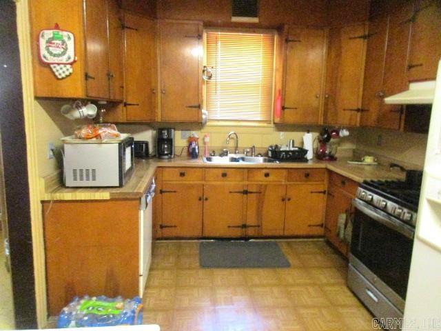 1608 S Oak  Pine Bluff, AR