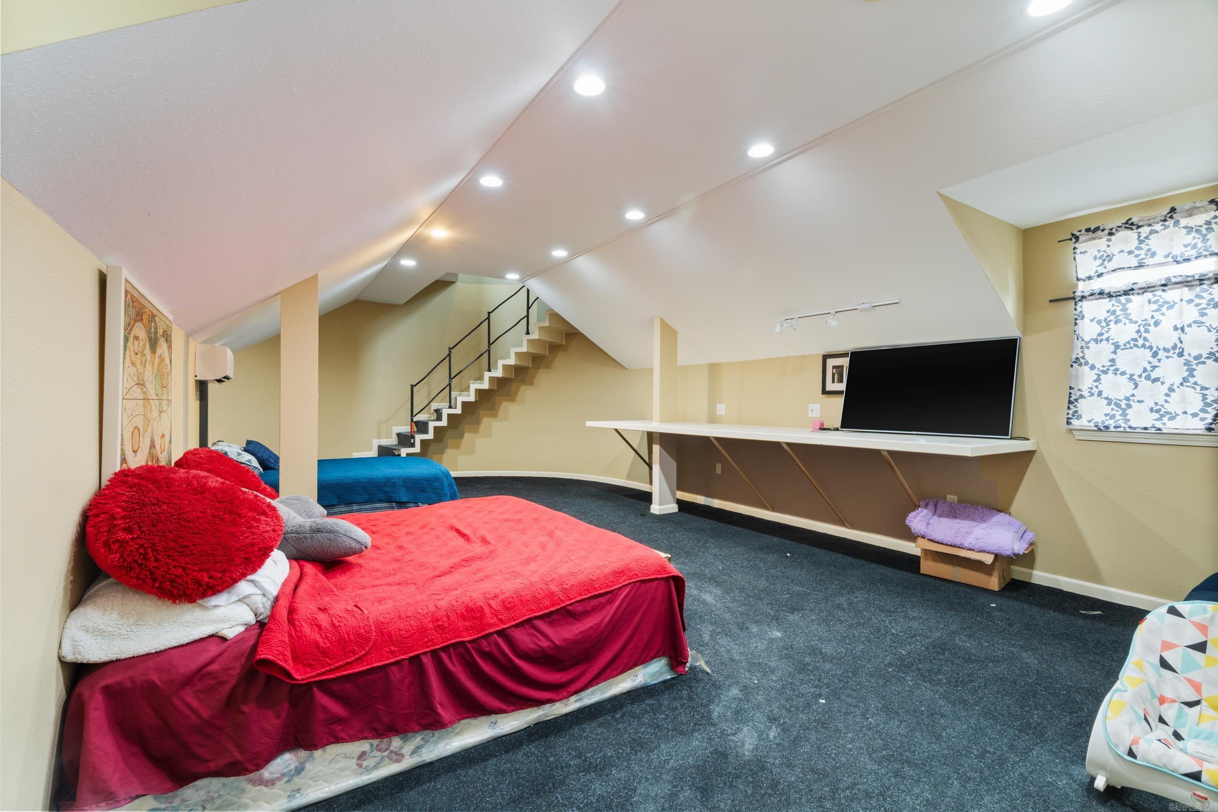 1045 Scarlett  Bauxite, AR