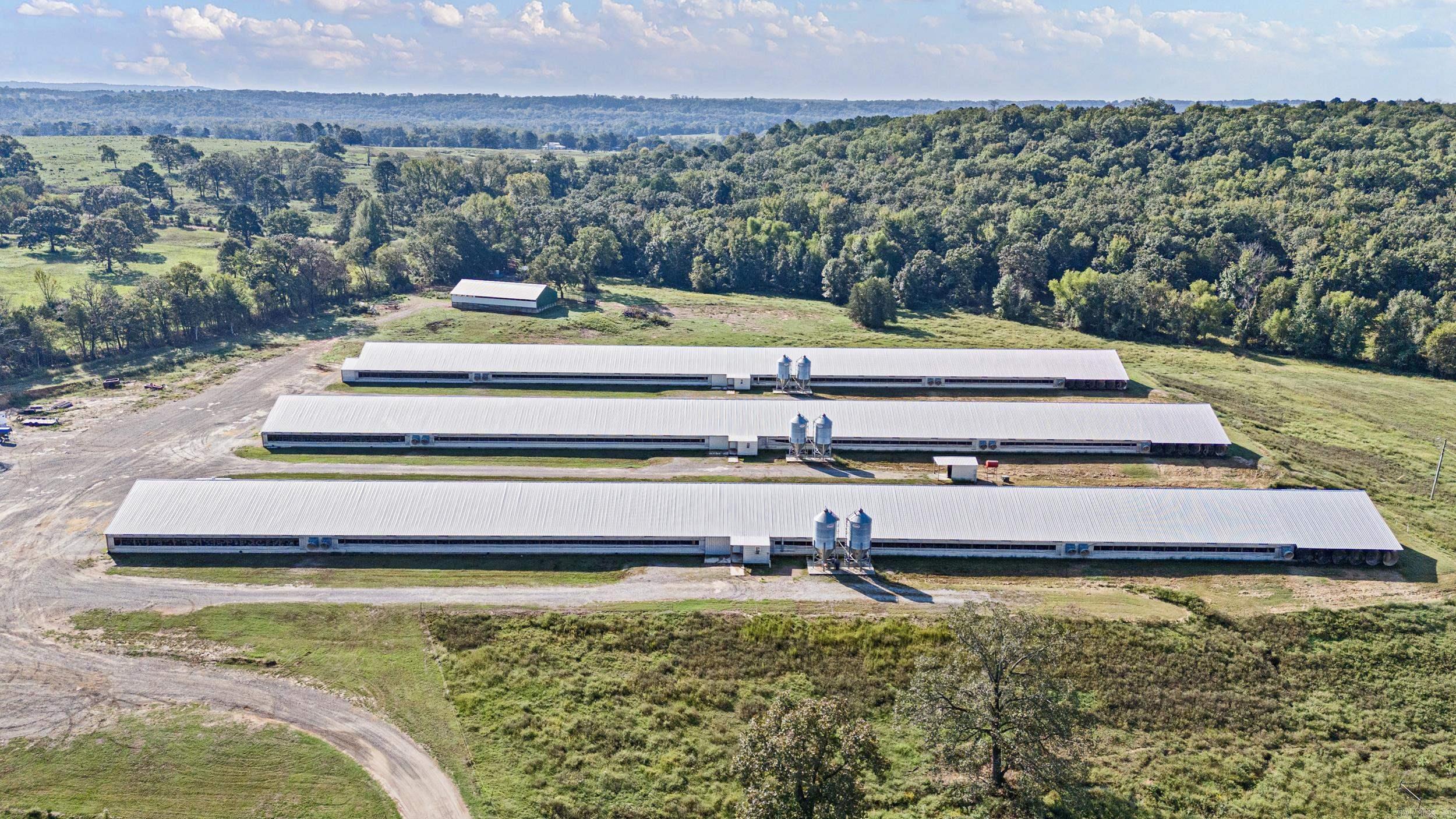 6639 Carriage  Mulberry, AR