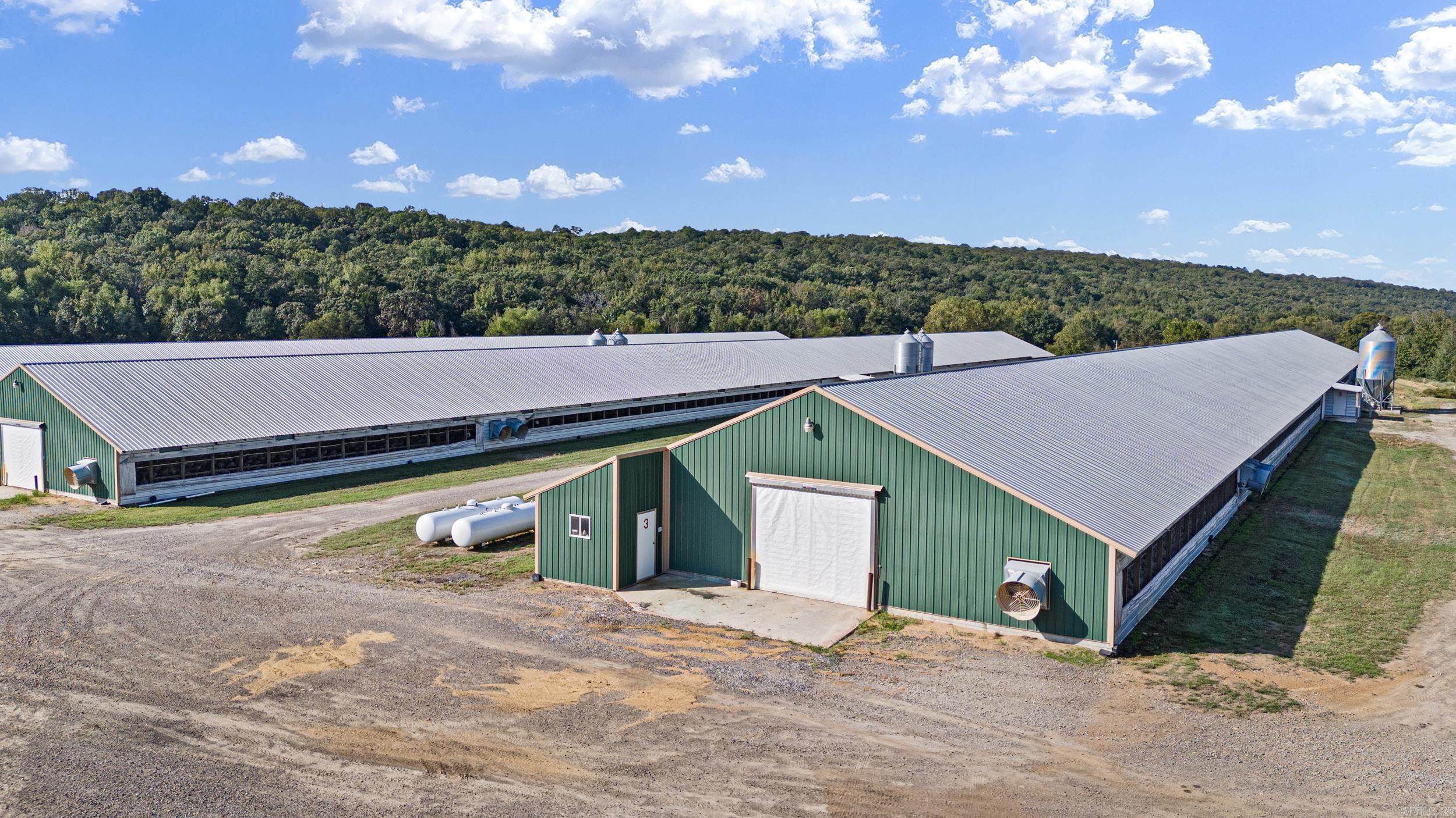 6639 Carriage  Mulberry, AR