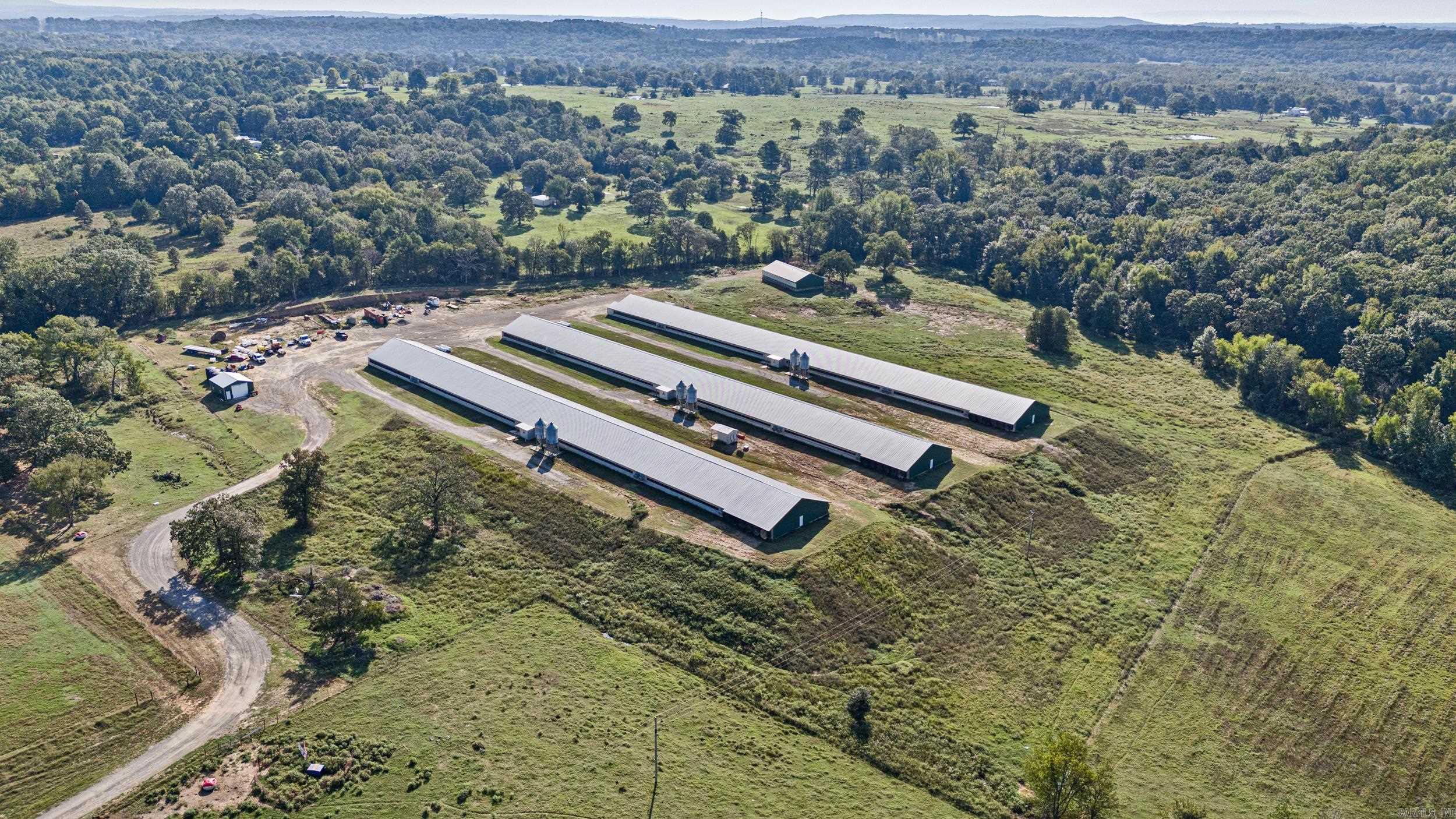 6639 Carriage  Mulberry, AR